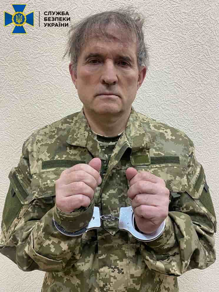 Viktor medvedtchouk, un allie ukrainien du president russe poutine, est actuellement detenu par les autorites ukrainiennes