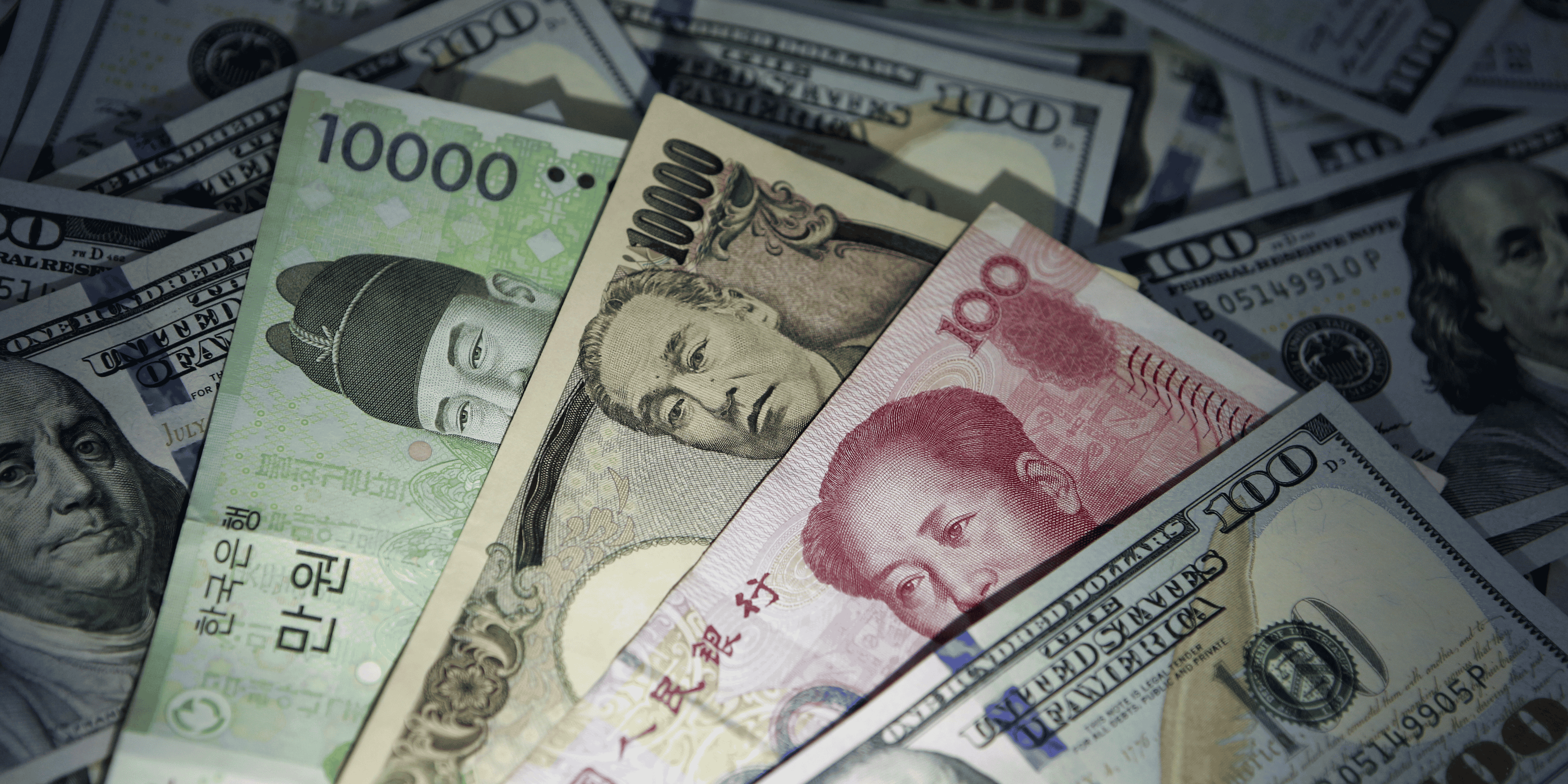 La chine reduit les reserves de change des banques en soutien au yuan