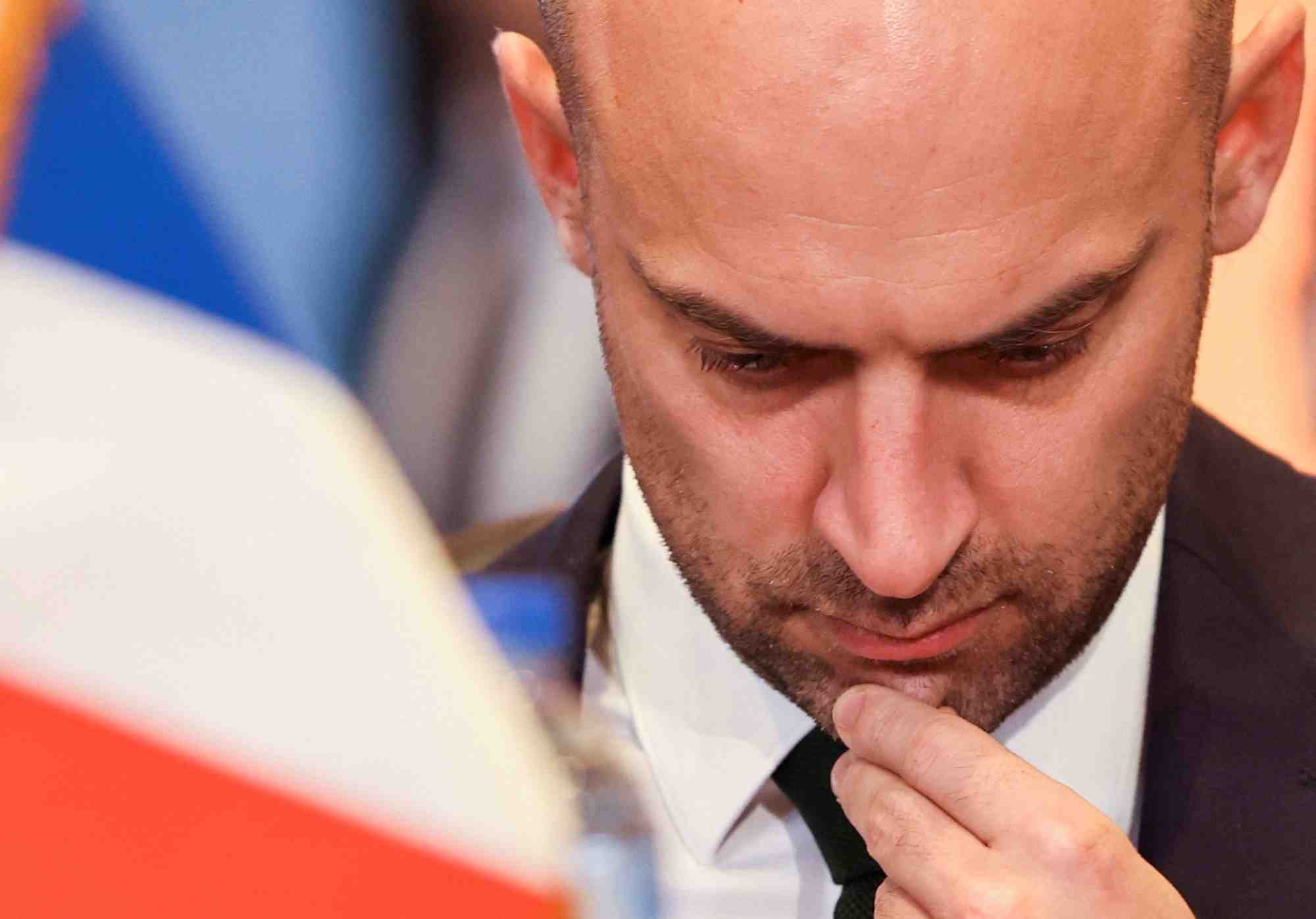 Le ministre francais des affaires etrangeres demissionnaire jean-noel barrot