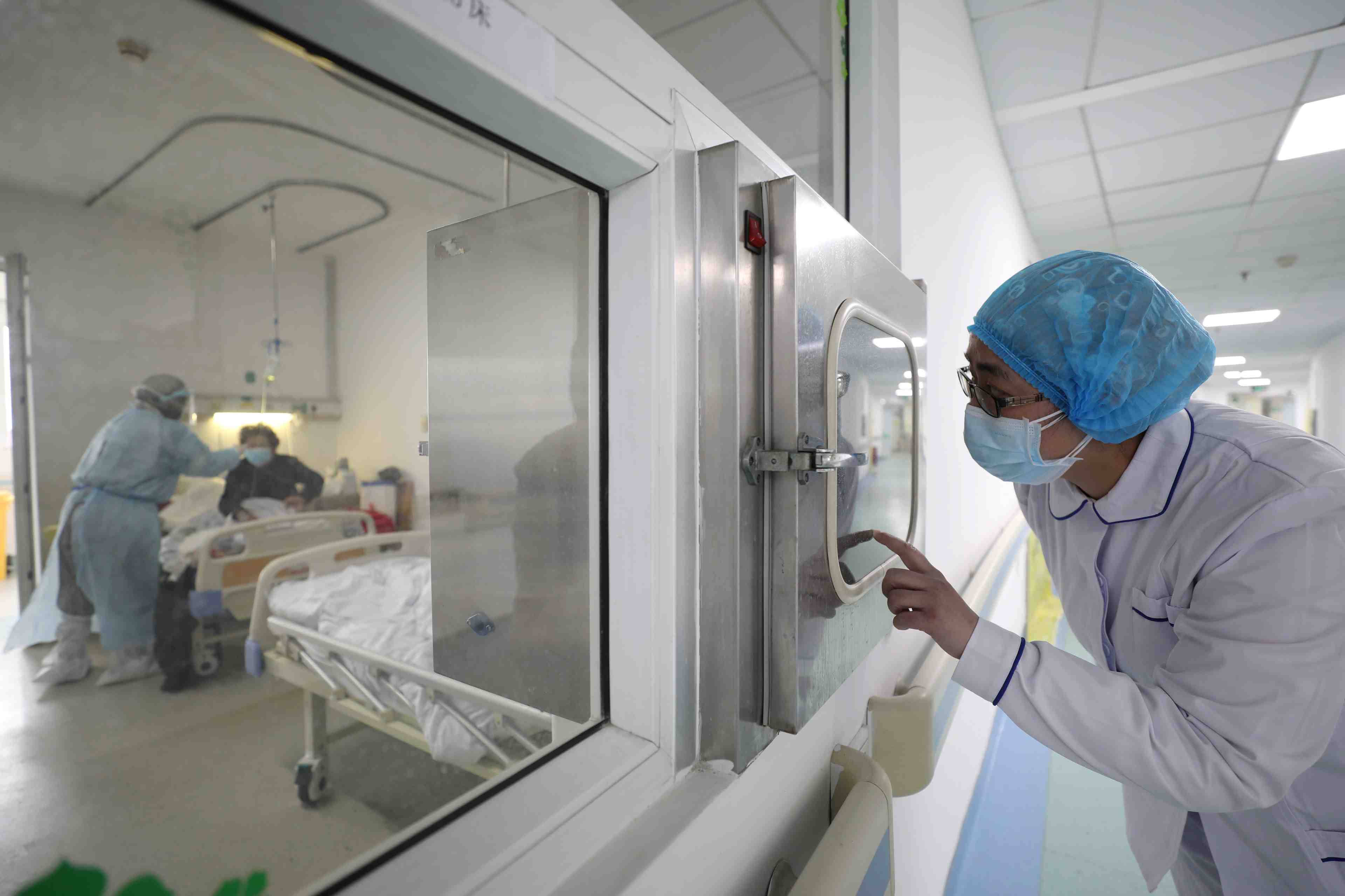 Coronavirus: le bilan en chine porte a 1.523 morts, pres de 66.500 cas