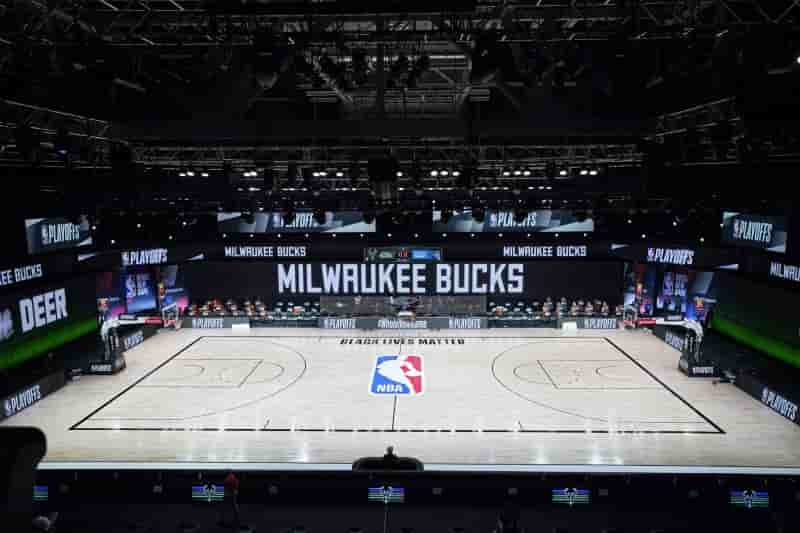 Usa: report de matches nba apres un boycott en protestation contre les injustices raciales