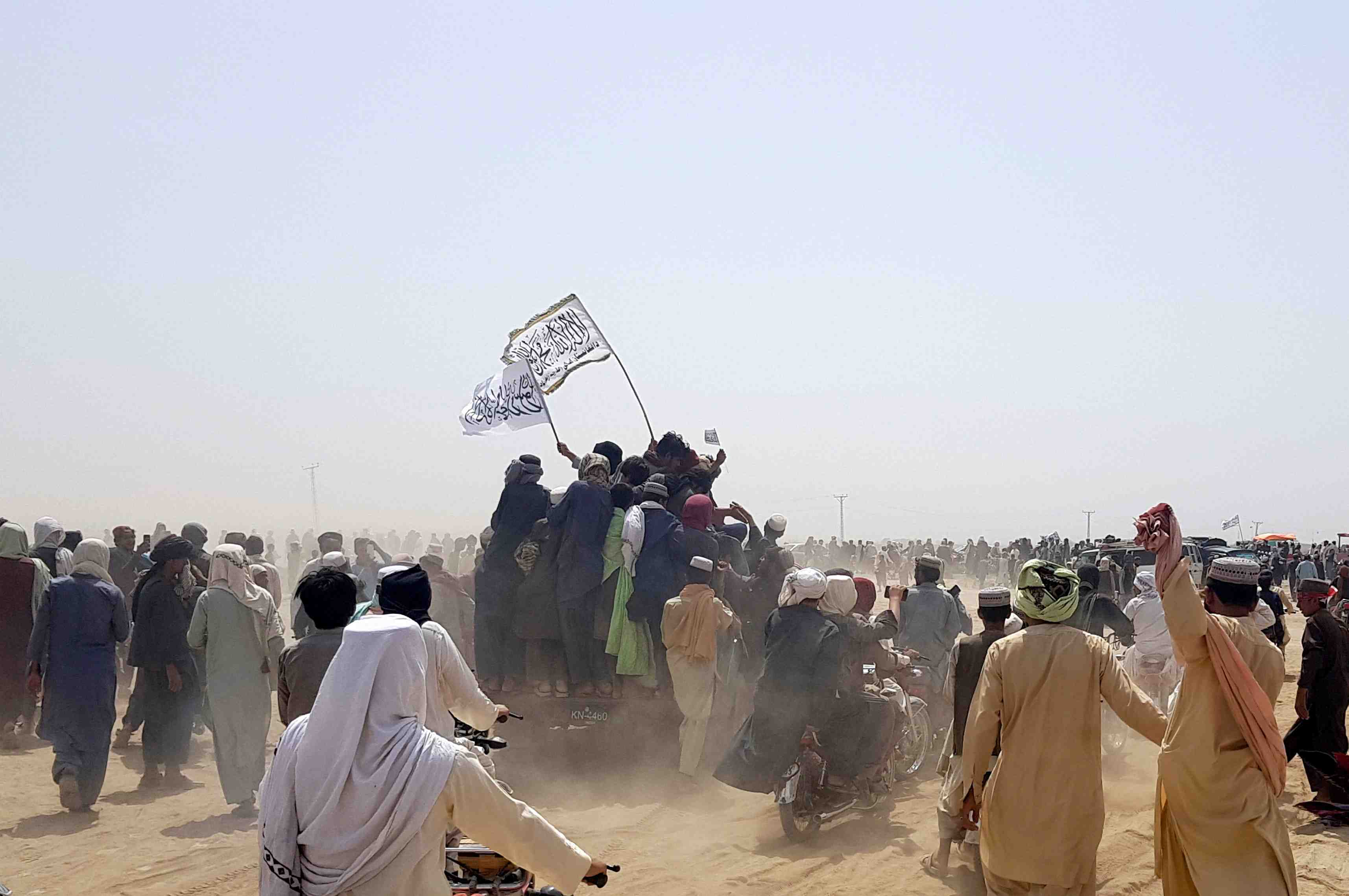 Afghanistan: les taliban veulent la "part du lion" dans les negociations, dit l'emissaire americain