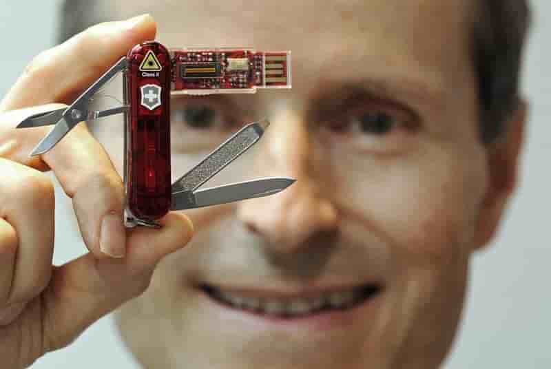 Le fabricant du couteau suisse prepare une montre connectee