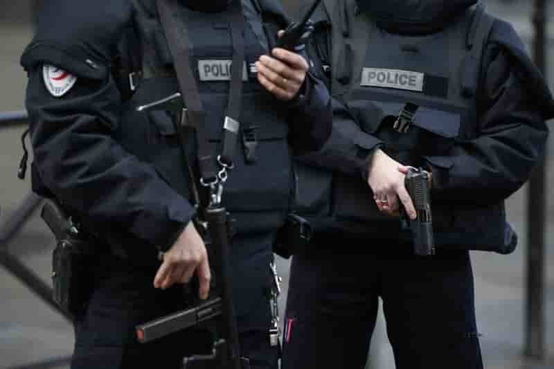 Plus de 3.300 perquisitions administratives sous l'etat d'urgence