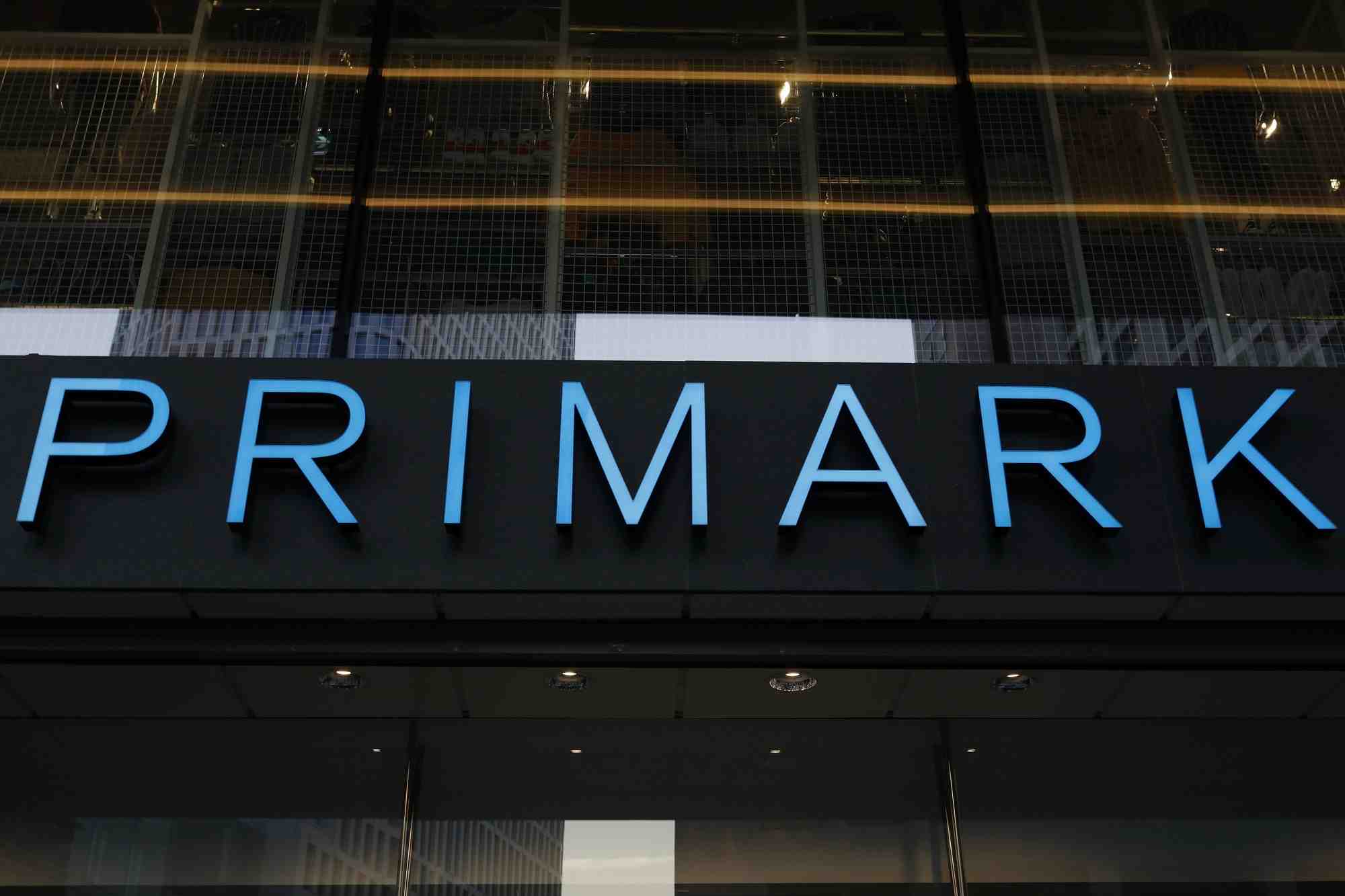 Un magasin primark a berlin, allemagne