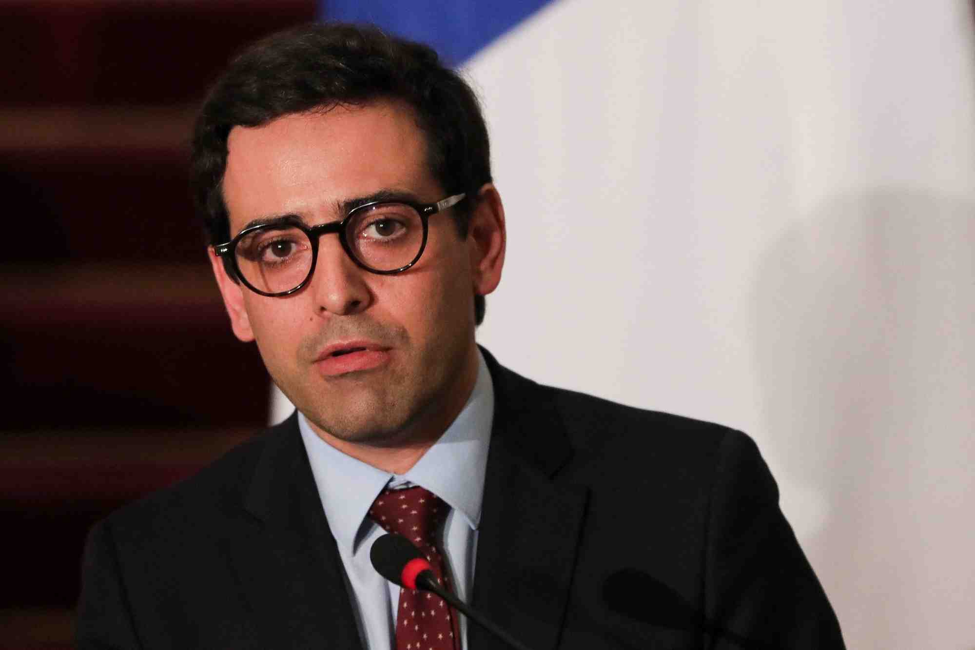 Le ministre des affaires etrangeres stephane sejourne