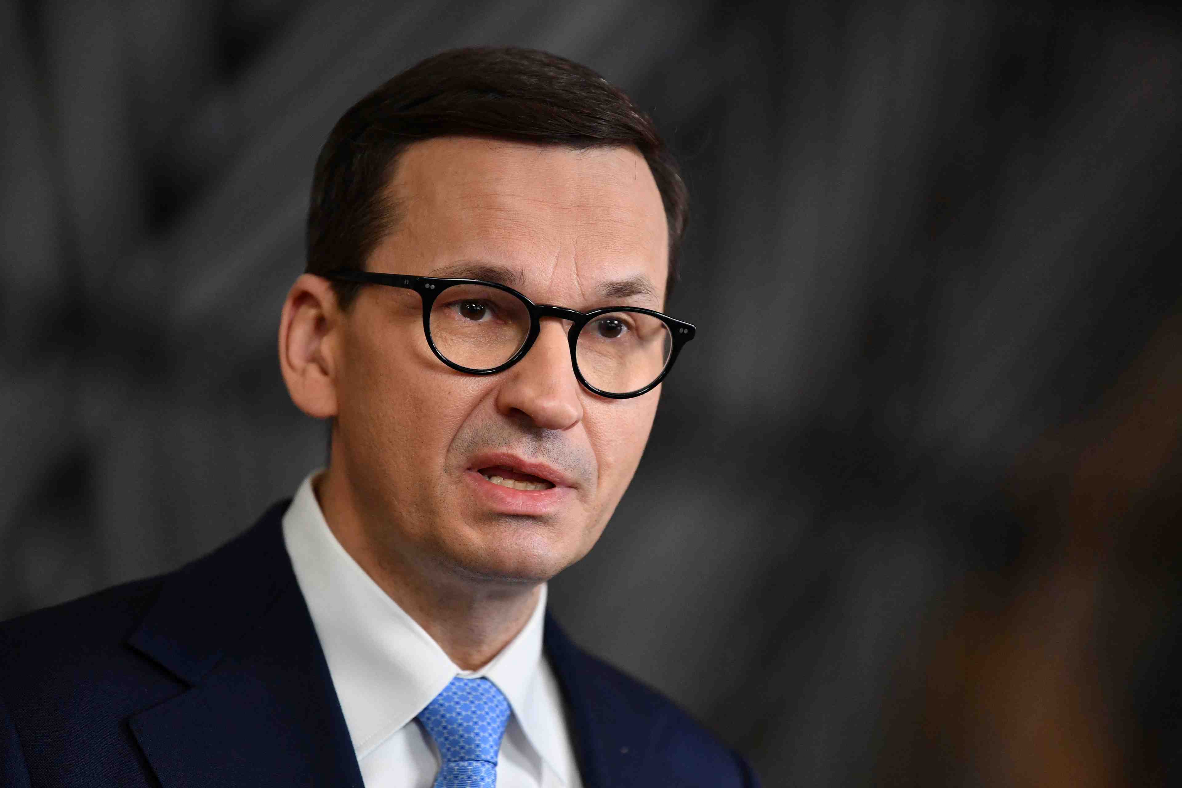 Trois dirigeants europeens attendus a kiev, qui continue de resister