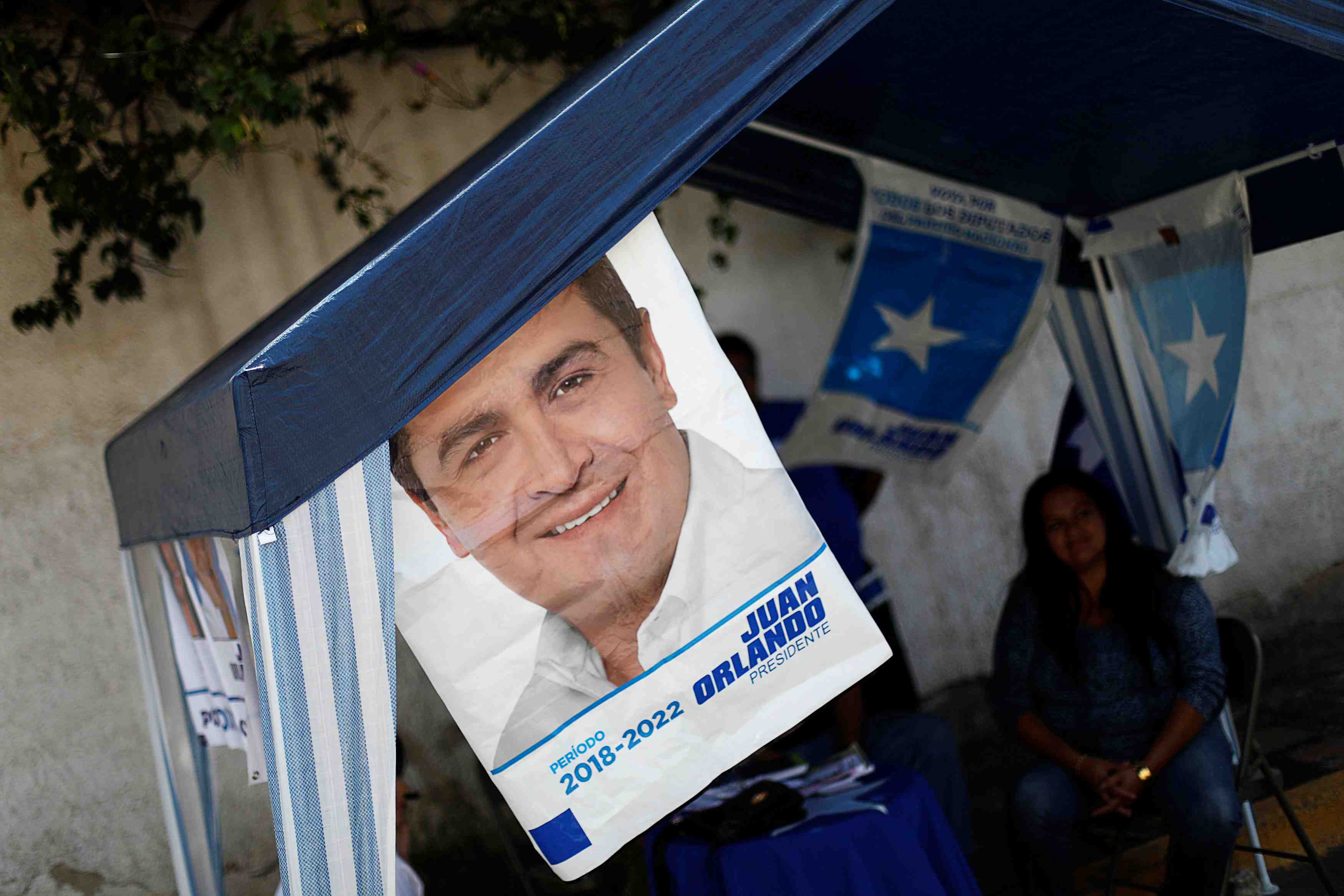 Presidentielle controversee au honduras
