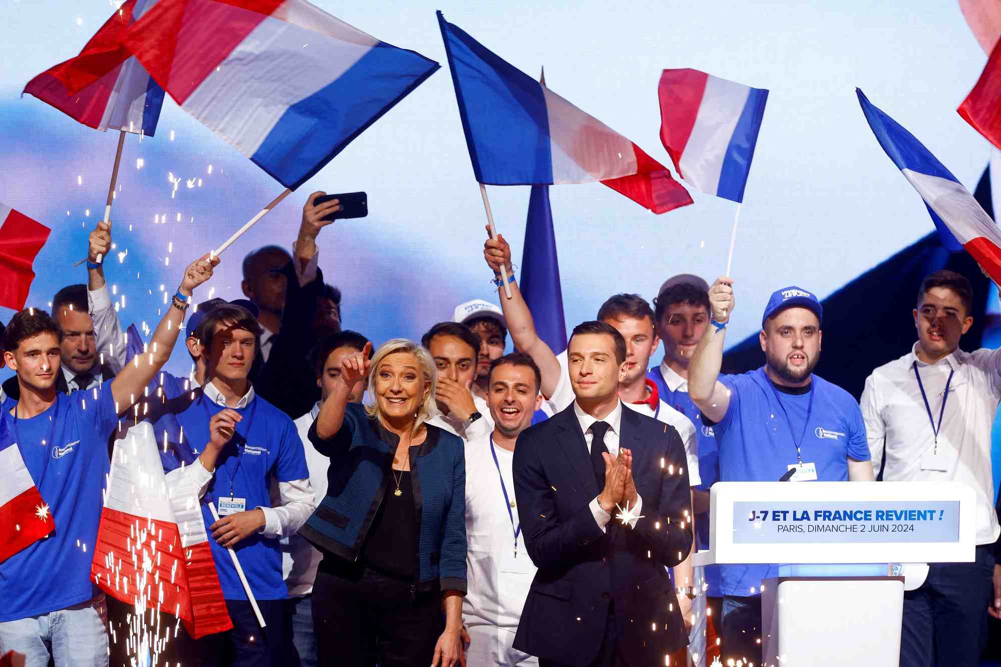 Rassemblement national, parti d'extreme droite, en campagne pour les elections europeennes, a paris