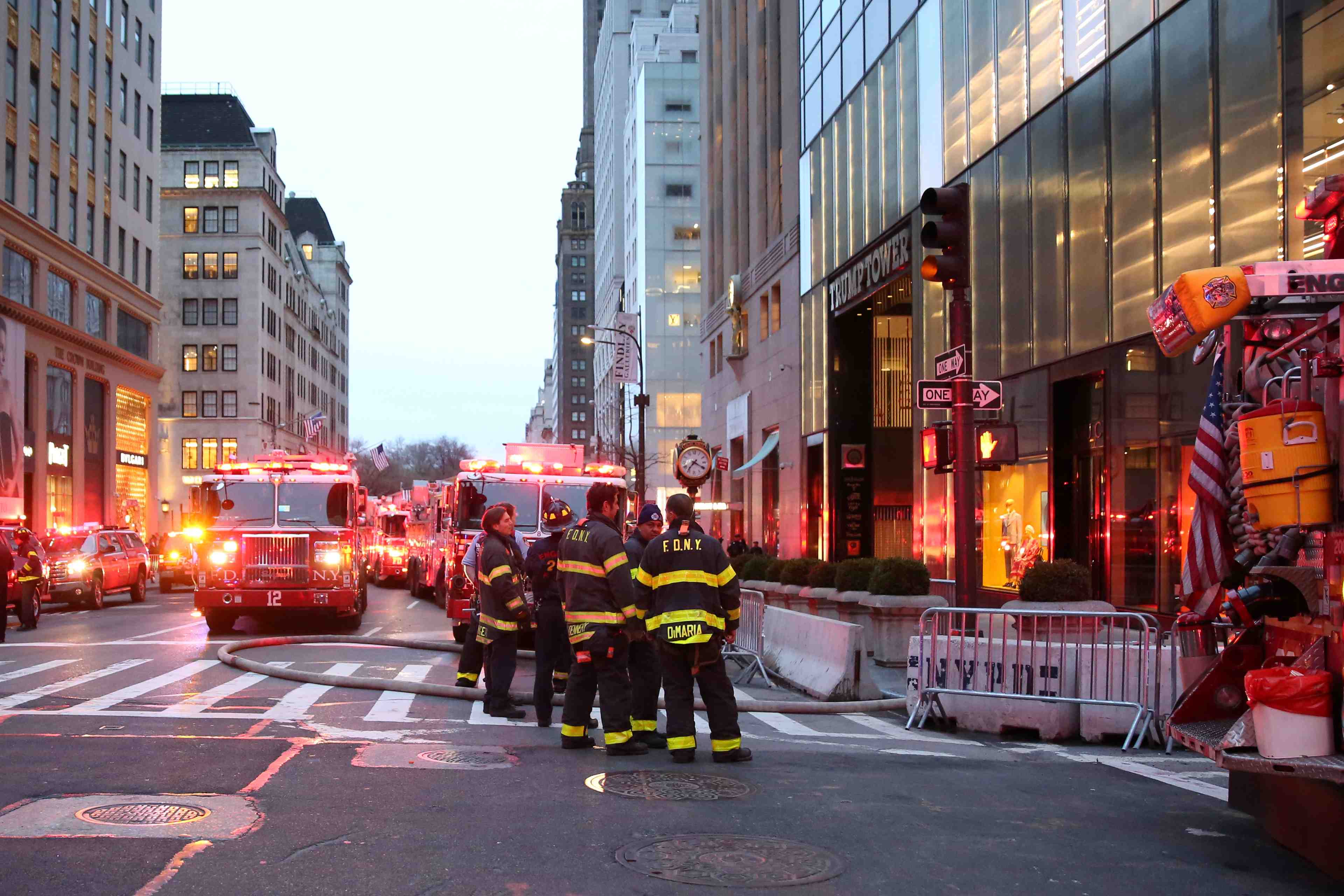 Un incendie fait un mort dans la trump tower a new york