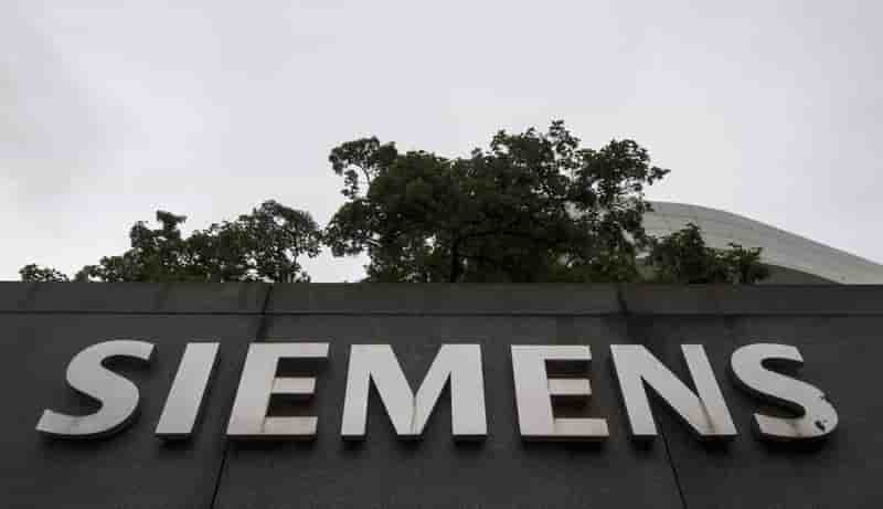 Les charges pèsent sur le 4e trimestre de Siemens