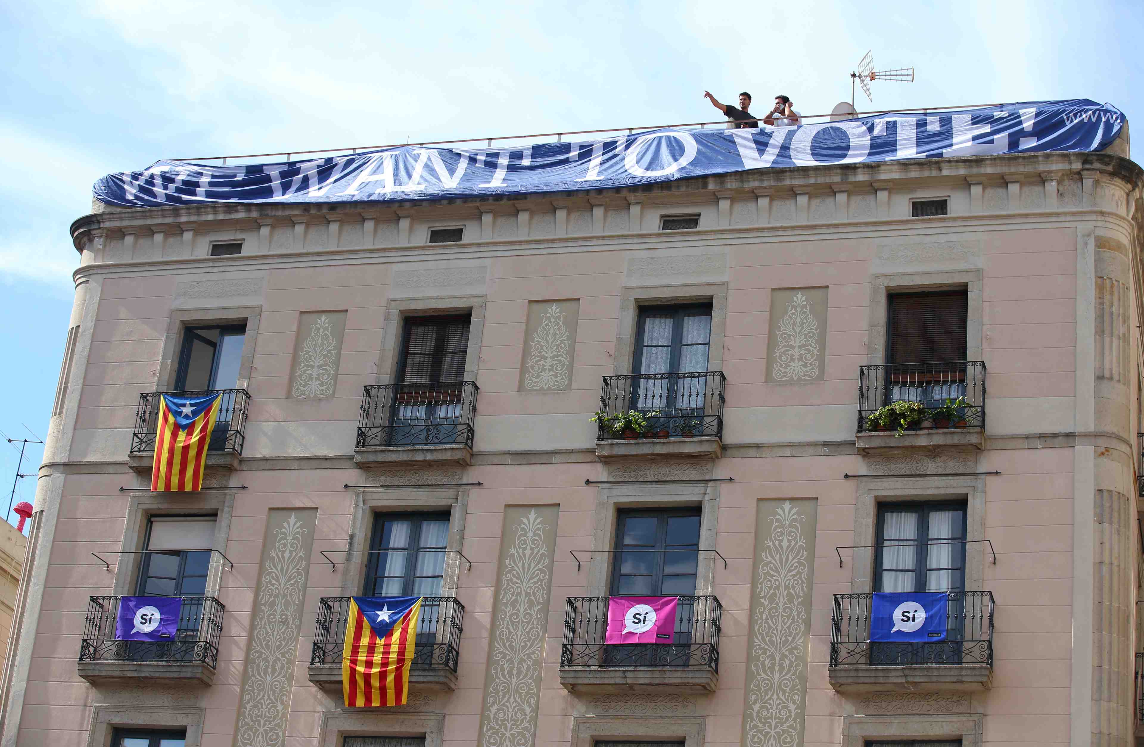 Catalogne: la police confisque 1,3 million de tracts