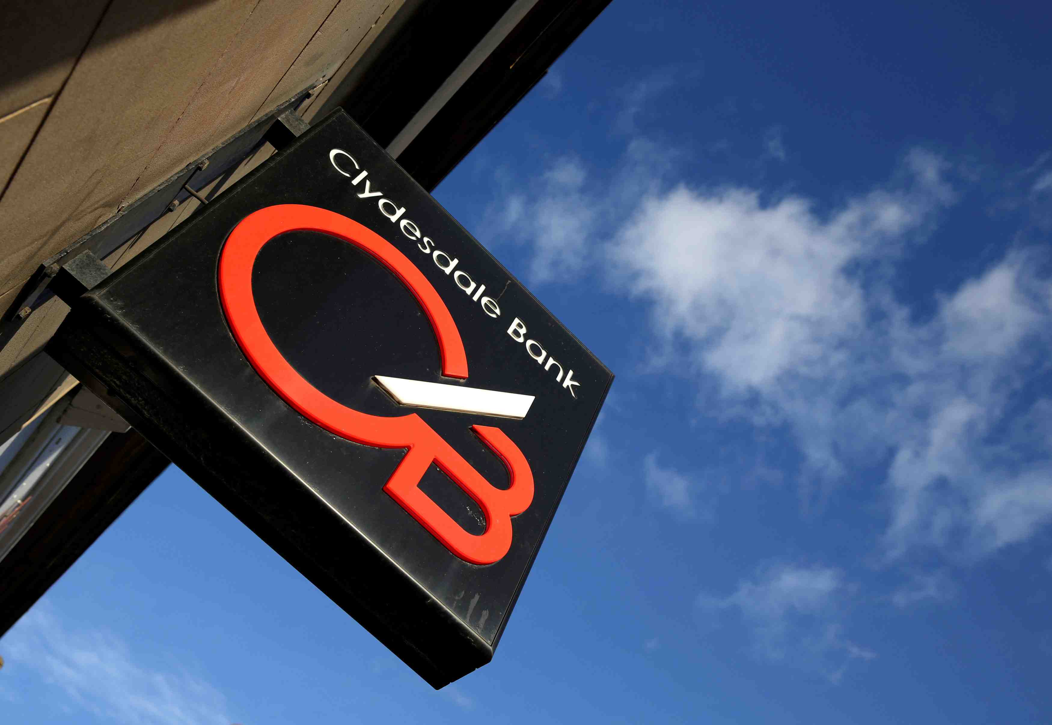 Cybg prend le controle de virgin money pour 1,7 milliards de livres