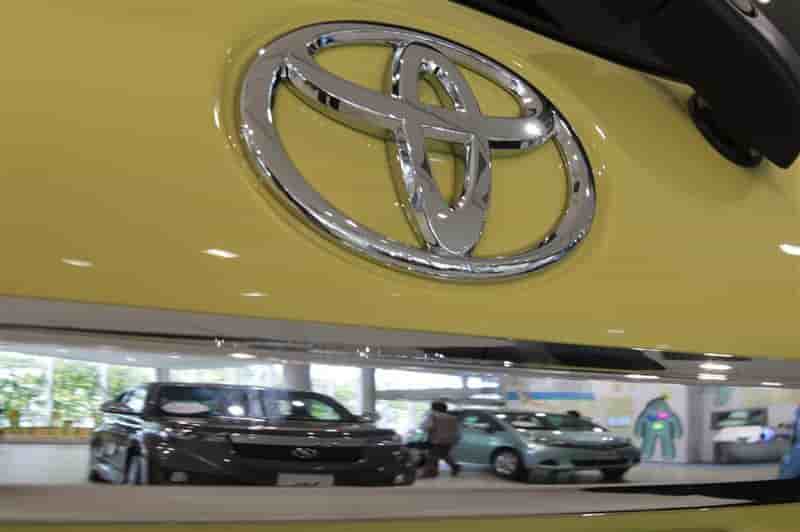 TOYOTA RAPPELLE 7,43 MILLIONS DE VÉHICULES