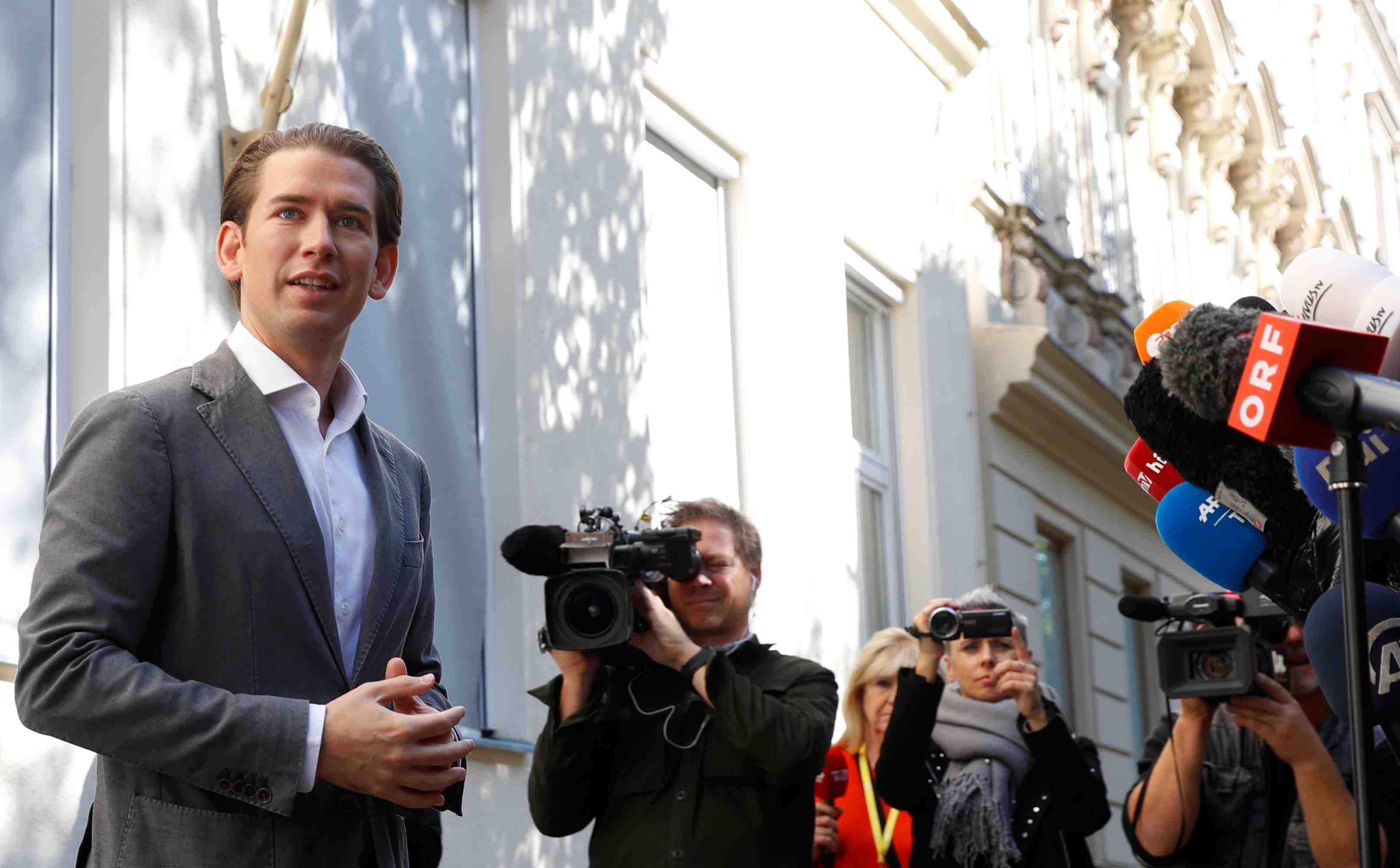 Autriche: l'ovp de sebastian kurz tres largement en tete