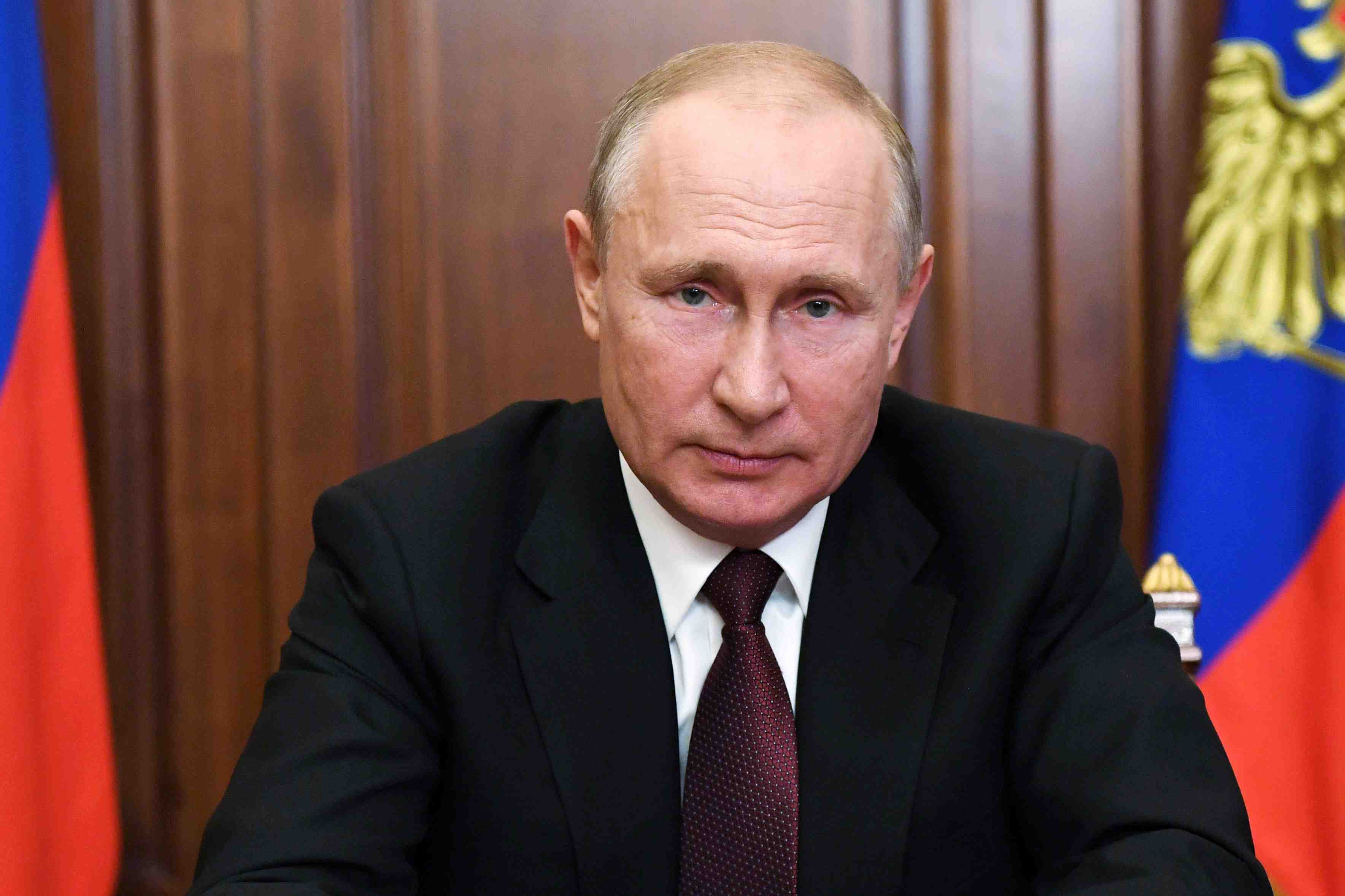 Defile militaire a moscou a la veille d'un referendum constitutionnel