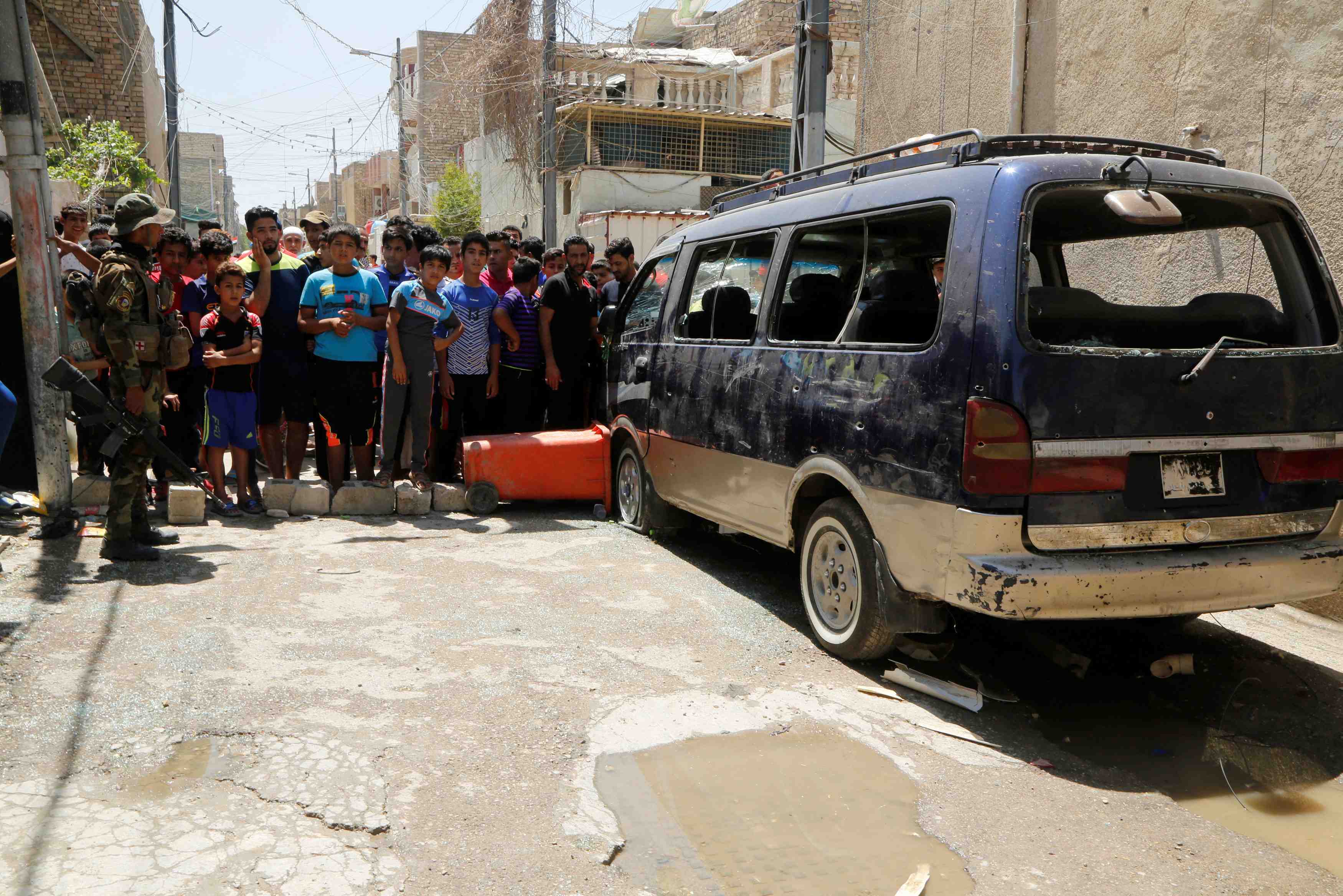 Une vingtaine de morts dans trois attentats a bagdad