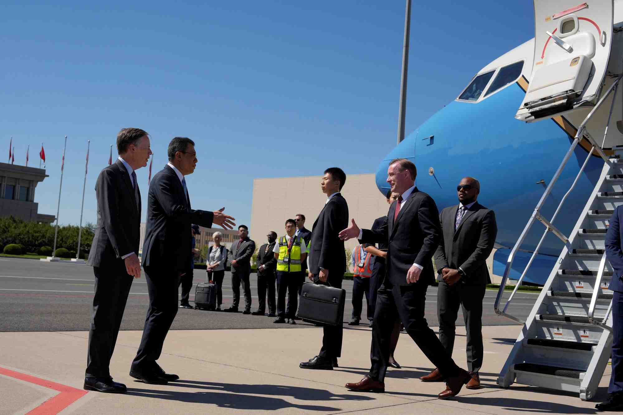 Le conseiller a la securite nationale des etats-unis, jake sullivan, atterrit en chine