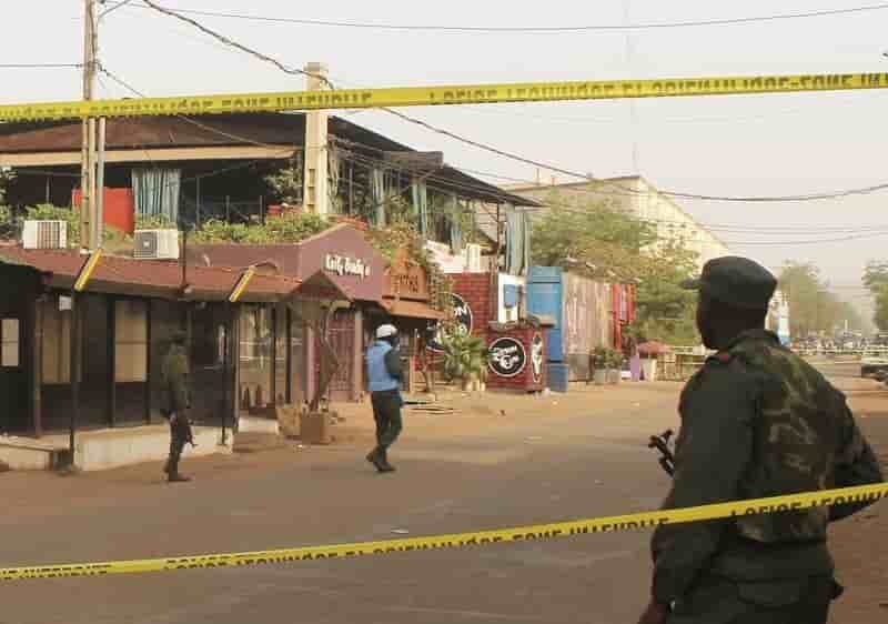 Une vingtaine de djihadistes, dont deux francais, arretes au mali