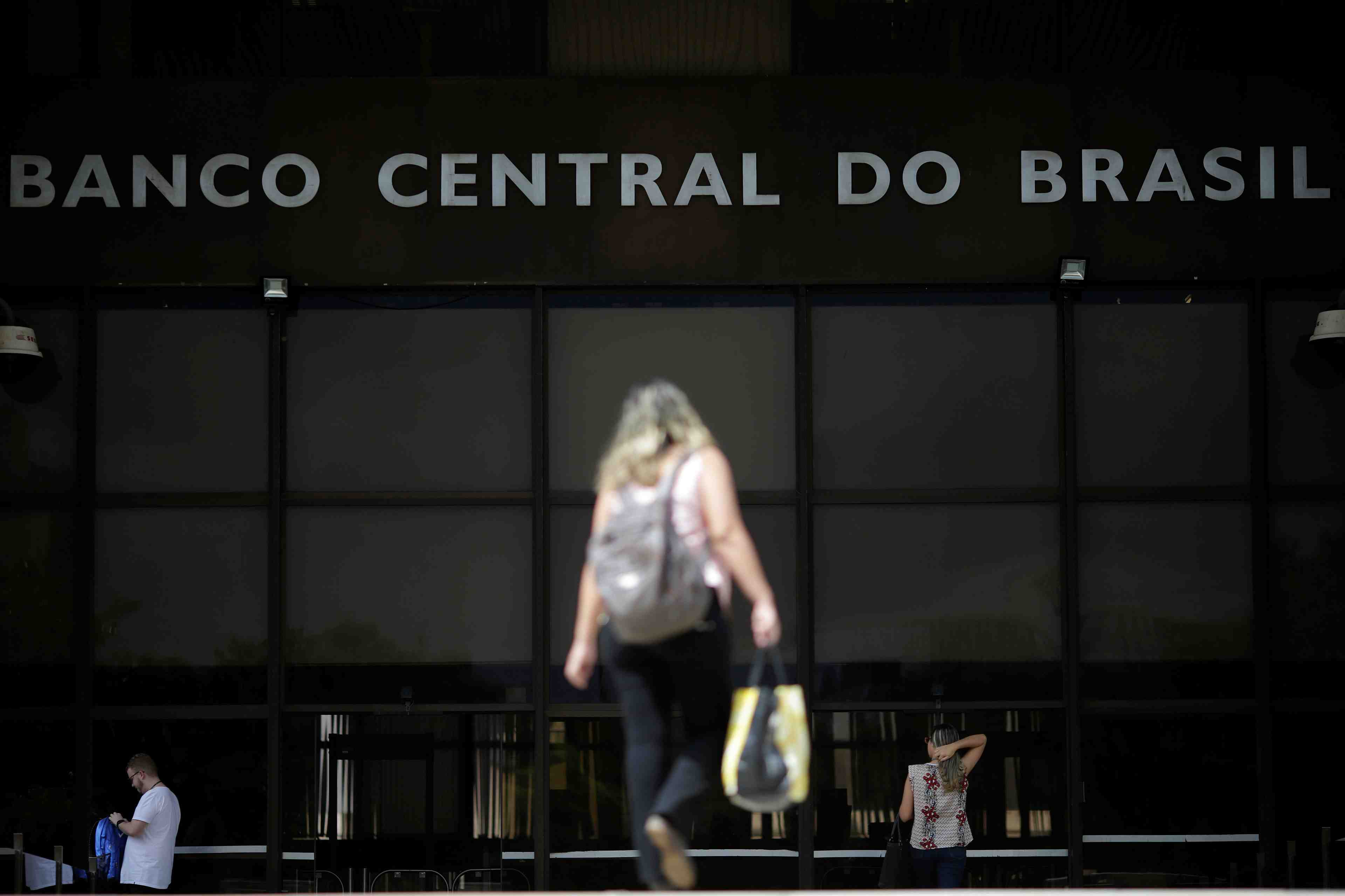 Le bresil laisse son taux inchange apres la victoire de bolsonaro