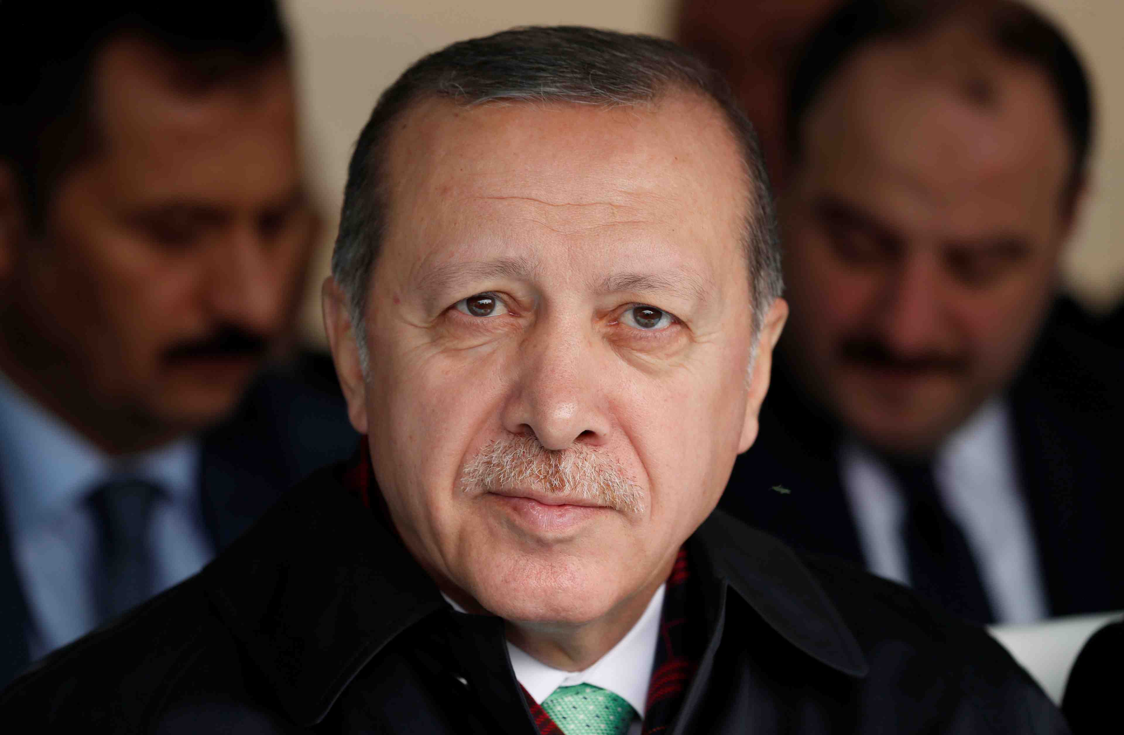Des soldats turcs condamnes pour avoir tente de tuer erdogan
