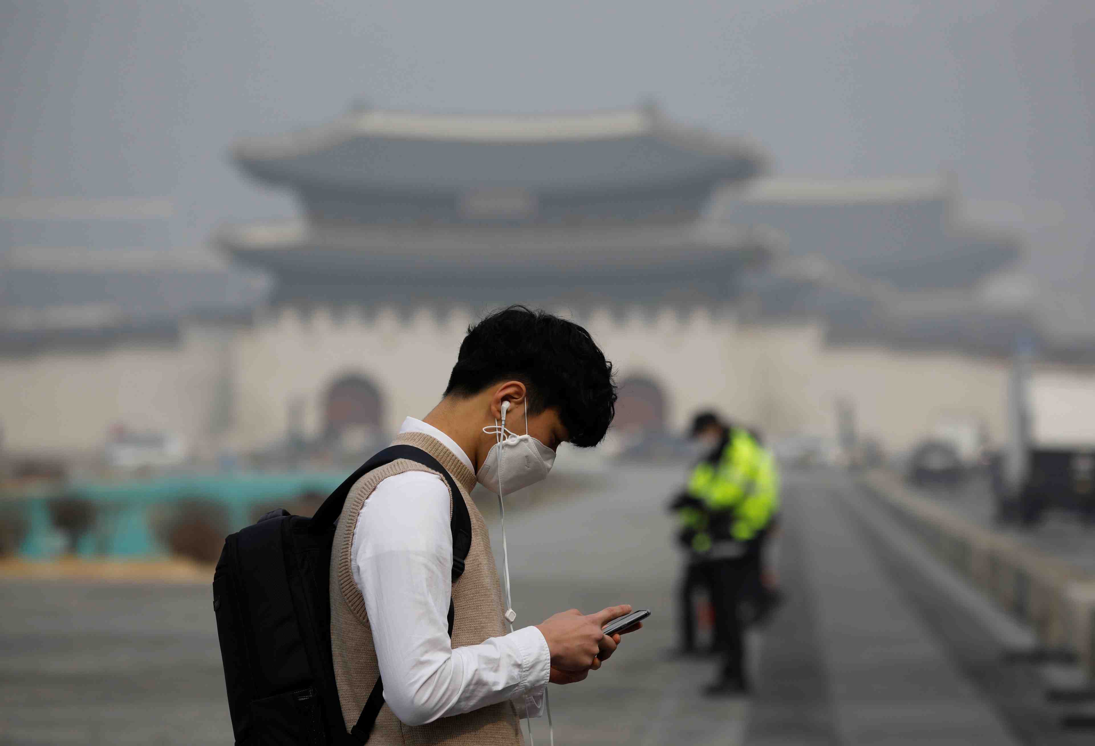 Coronavirus: seoul mise sur la technologie pour eviter une 2e vague