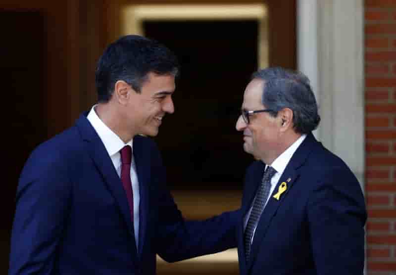 Pedro sanchez recoit le catalan quim torra a la moncloa