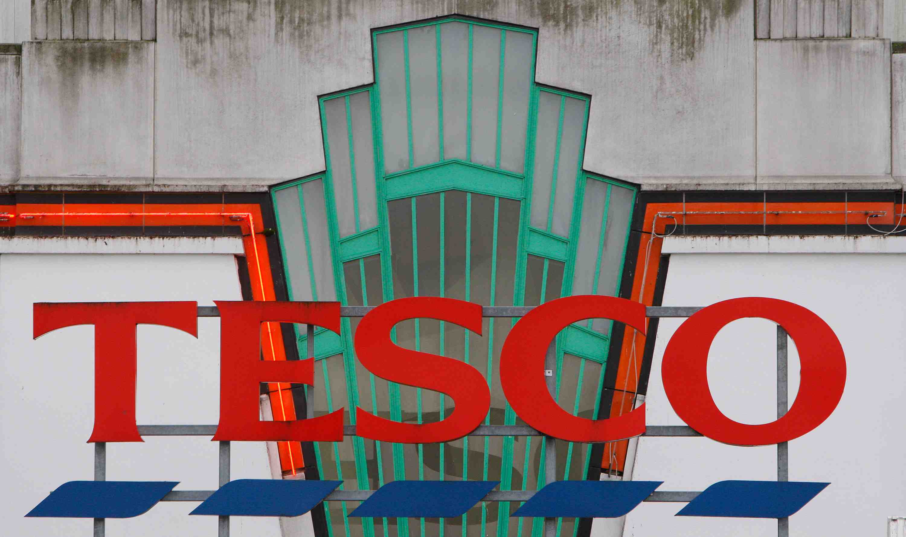 Gb: tesco pourrait supprimer 9.000 emplois