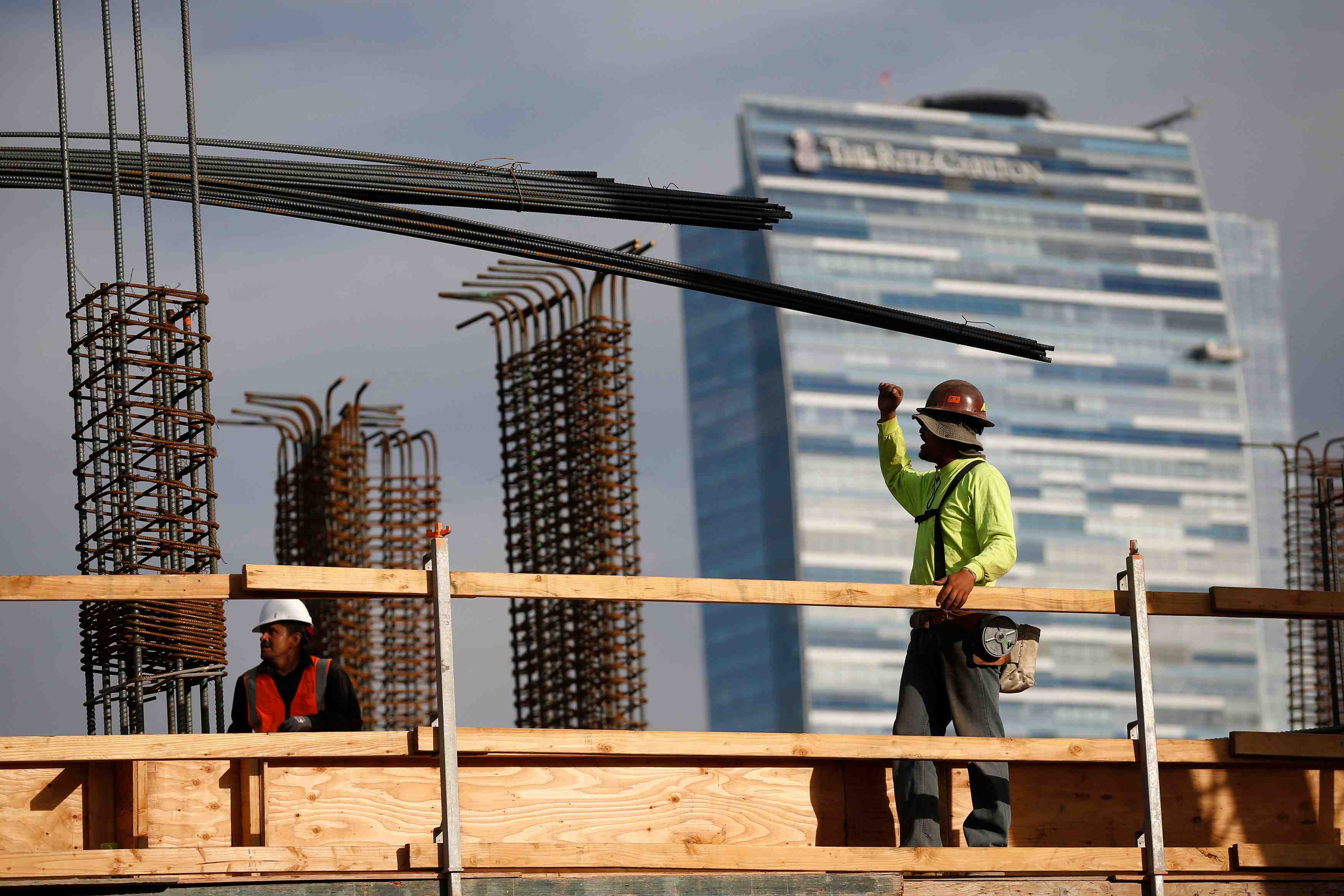 Usa: baisse inattendue des depenses de construction en decembre