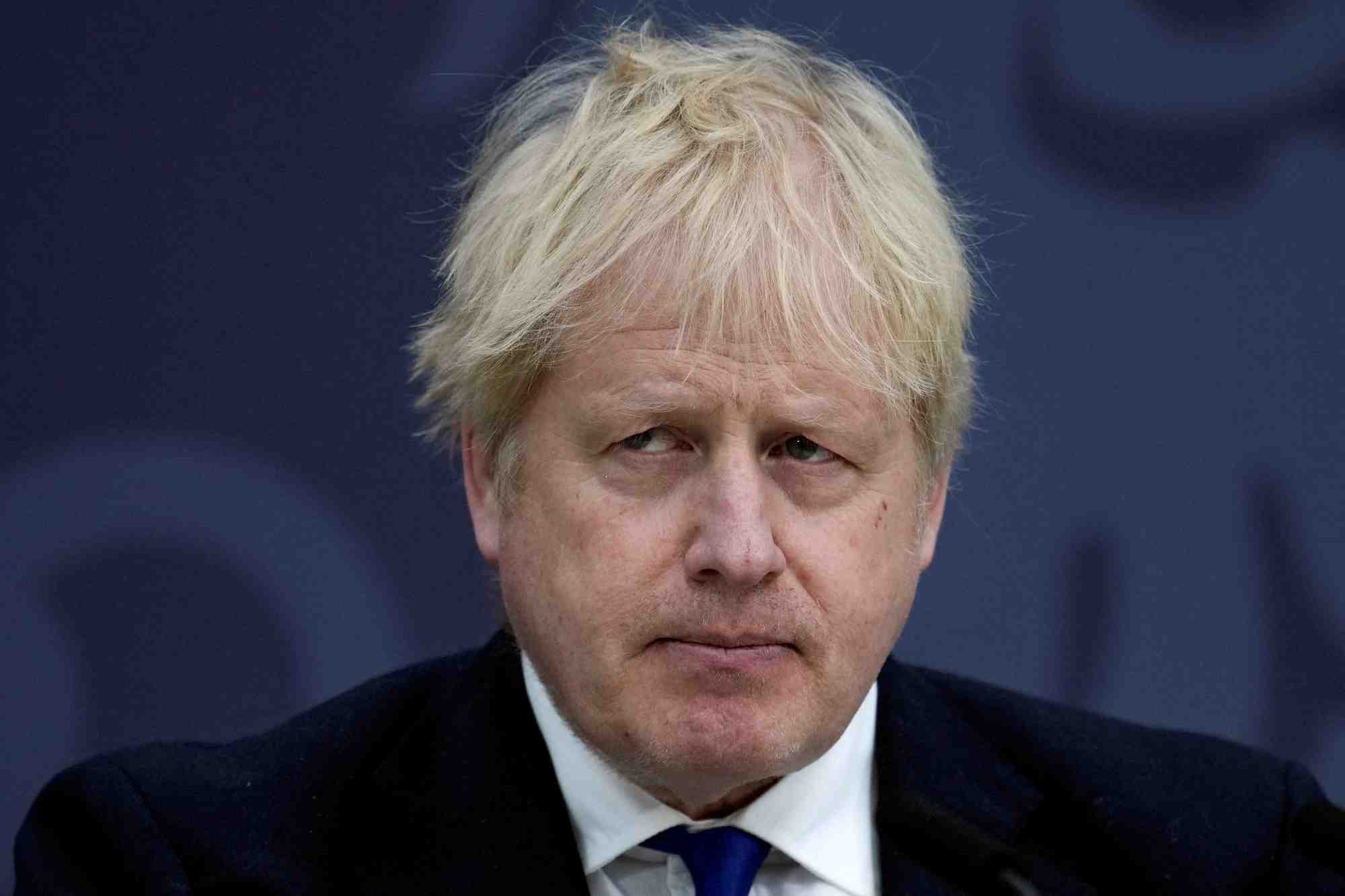 Grande-bretagne: boris johnson s'excusera devant le parlement de ne pas avoir respecte le confinement