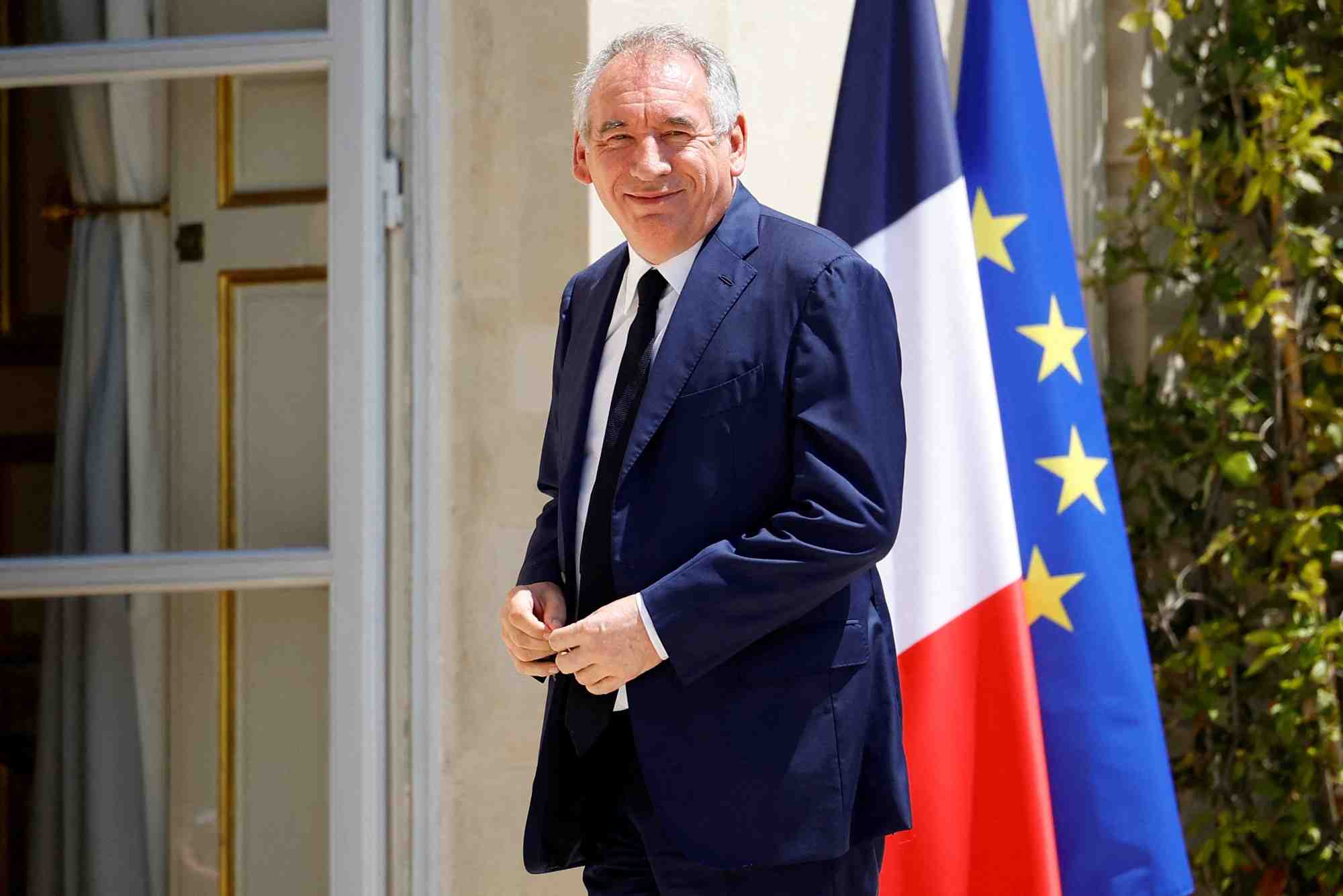 Francois bayrou, chef du parti centriste francais modem au palais de l'elysee a paris