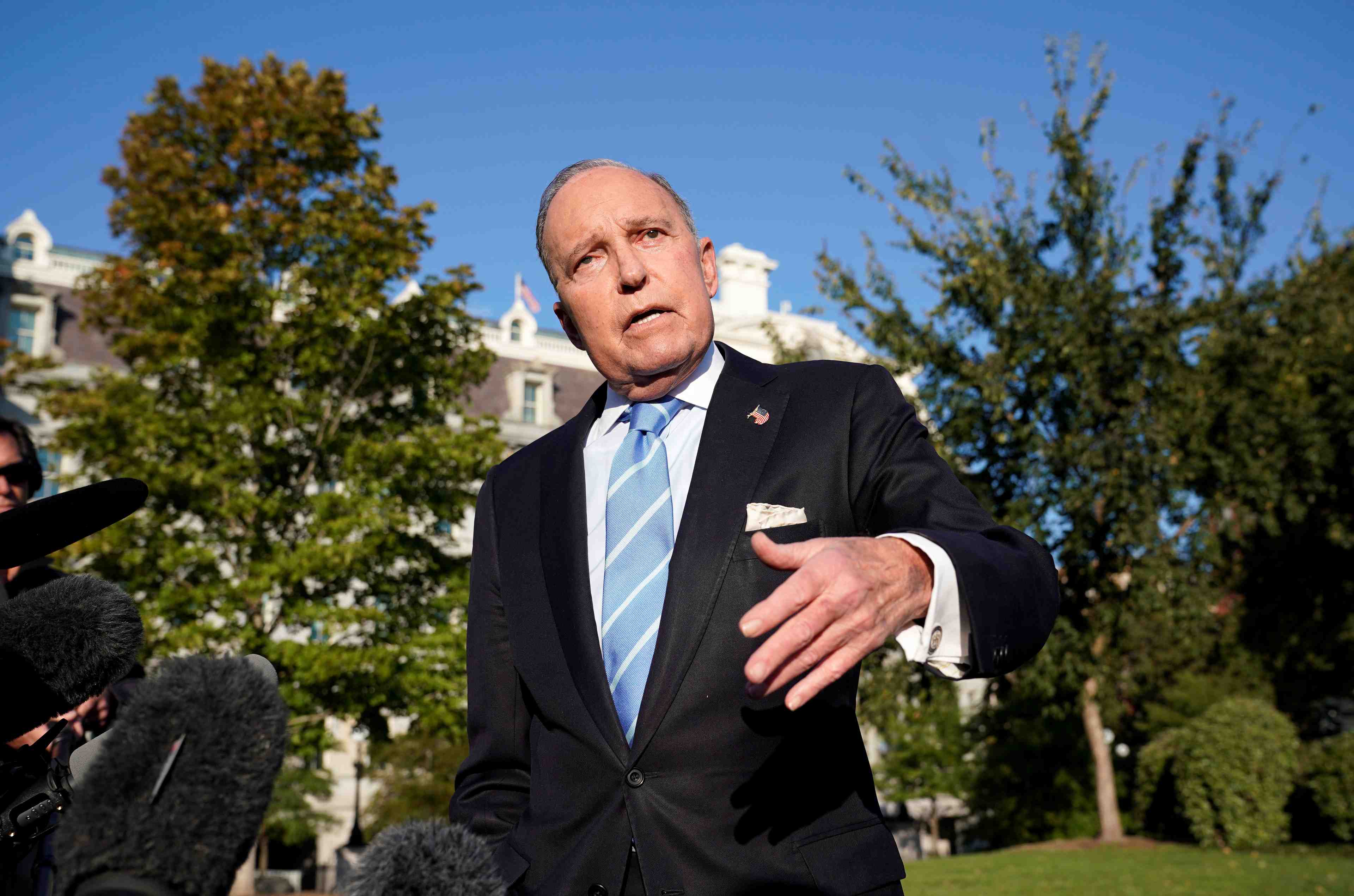 Washington pourrait reduire les tarifs en cas d'avancee avec pekin, selon kudlow