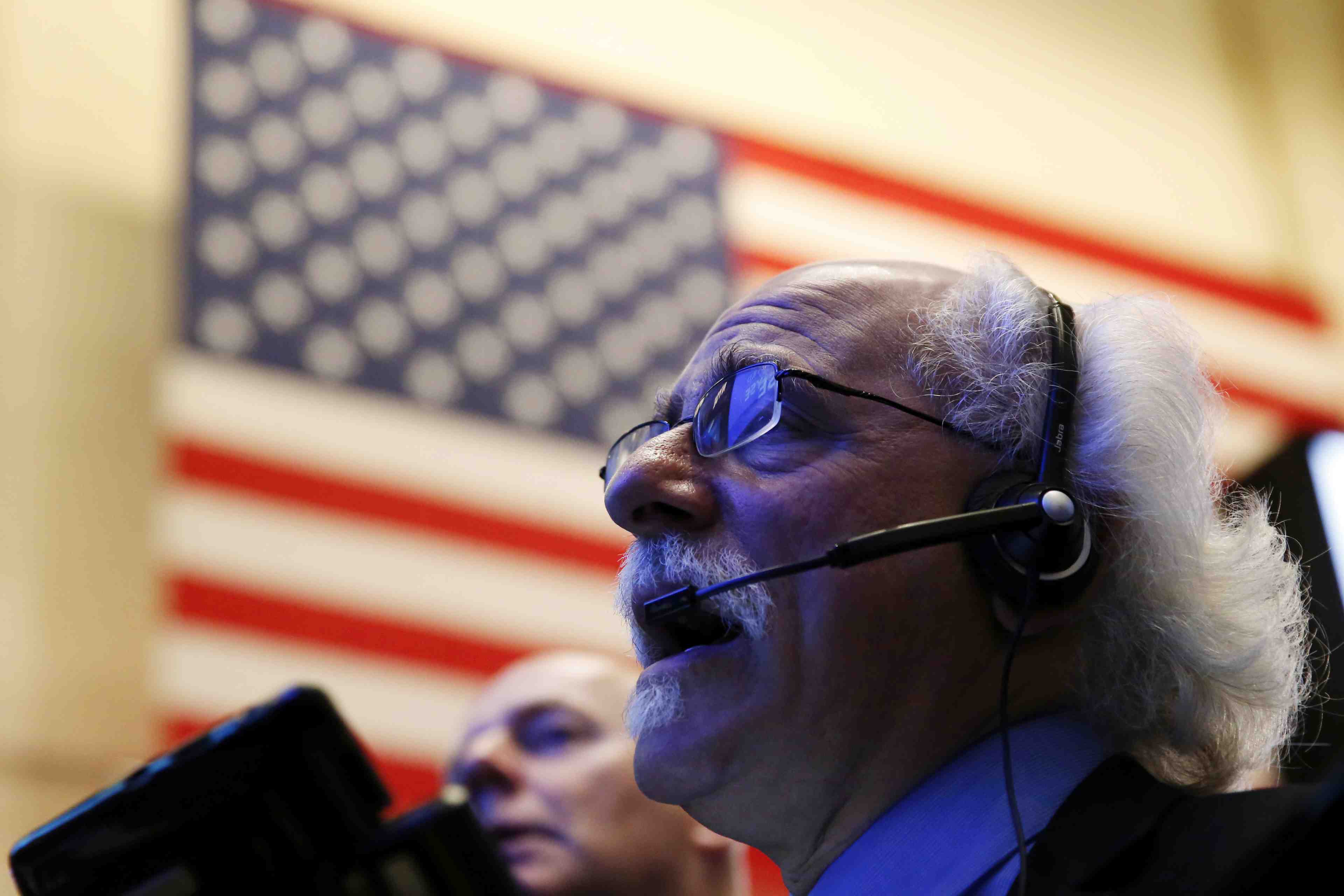 La bourse de new york finit en baisse