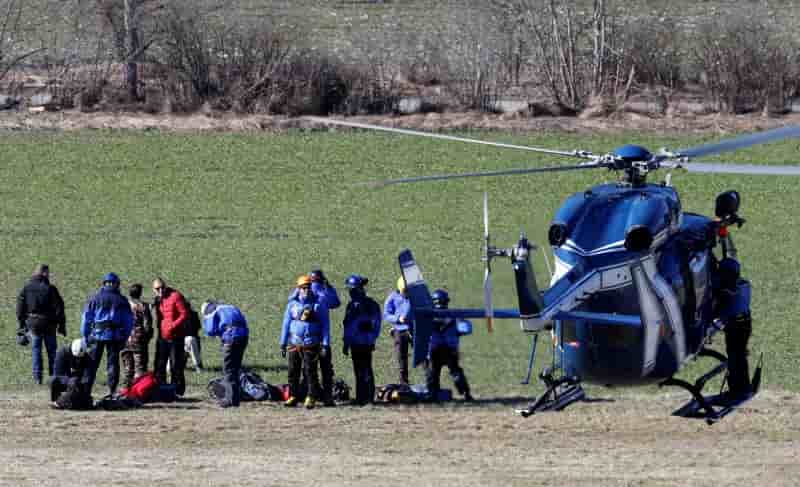 Les familles des victimes attendues sur les lieux du crash de l'a320 de germanwings