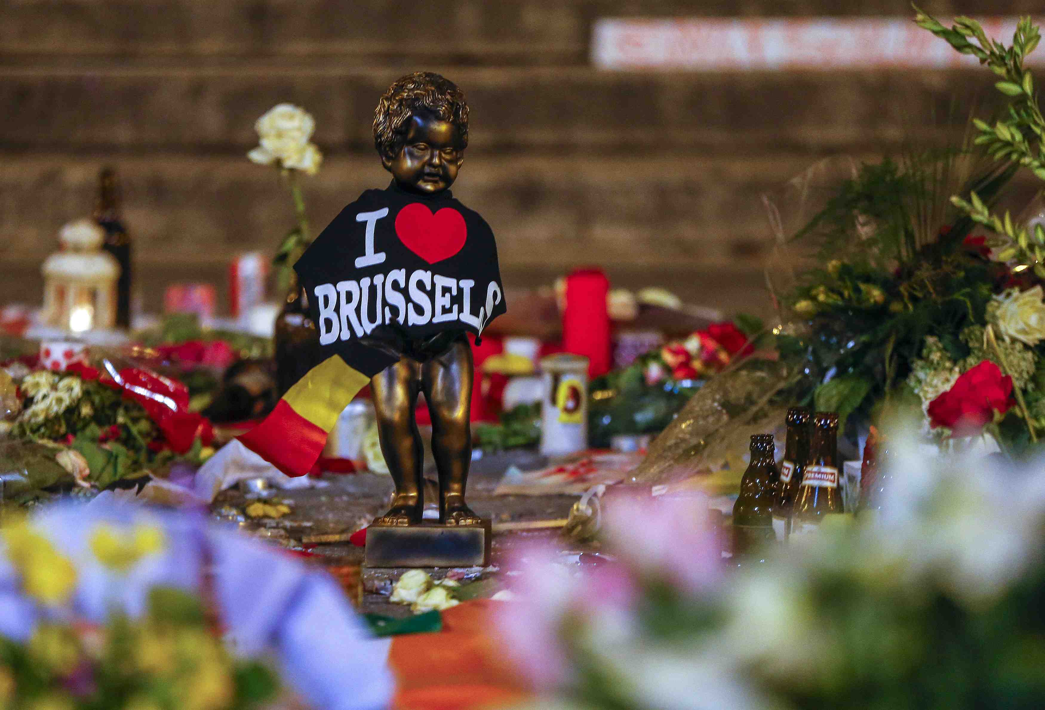 Une semaine apres les attentats, les plaies se rouvrent en belgique