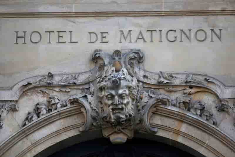 Les parlementaires recus a matignon sur la constitution