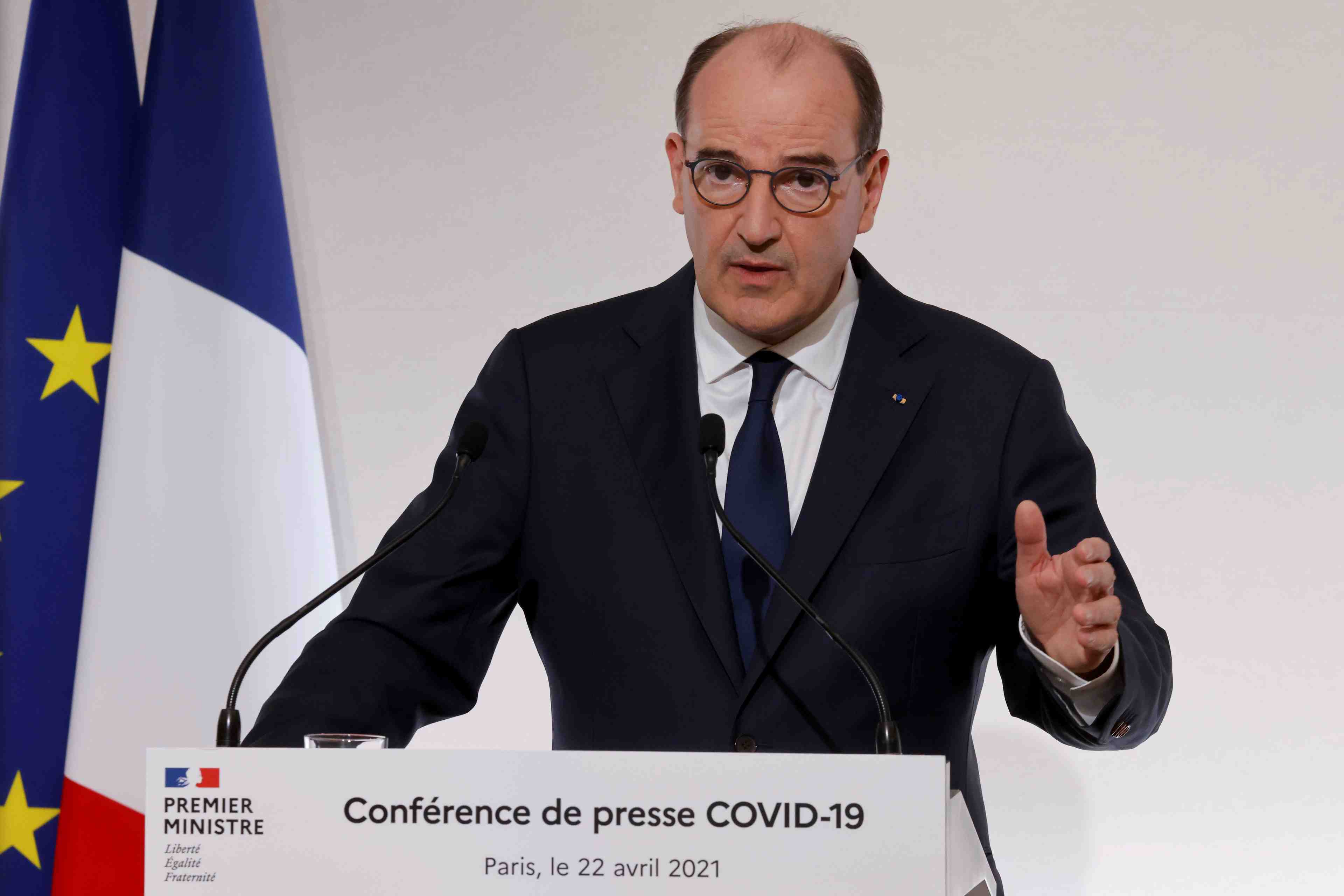France: mesures de controle renforce aux frontieres pour contrer les variants