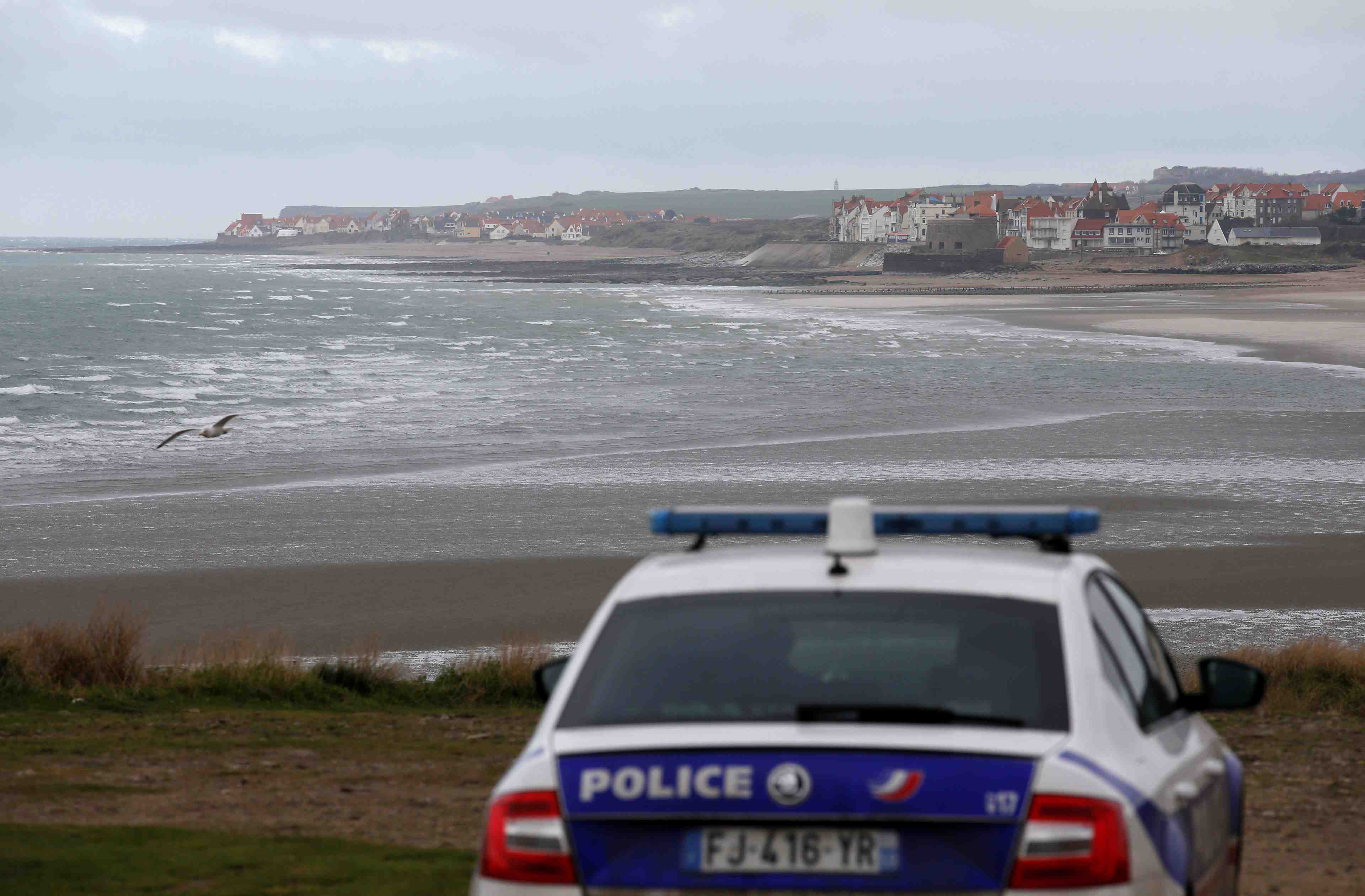 Migrants: paris interpelle ses voisins apres le drame dans la manche