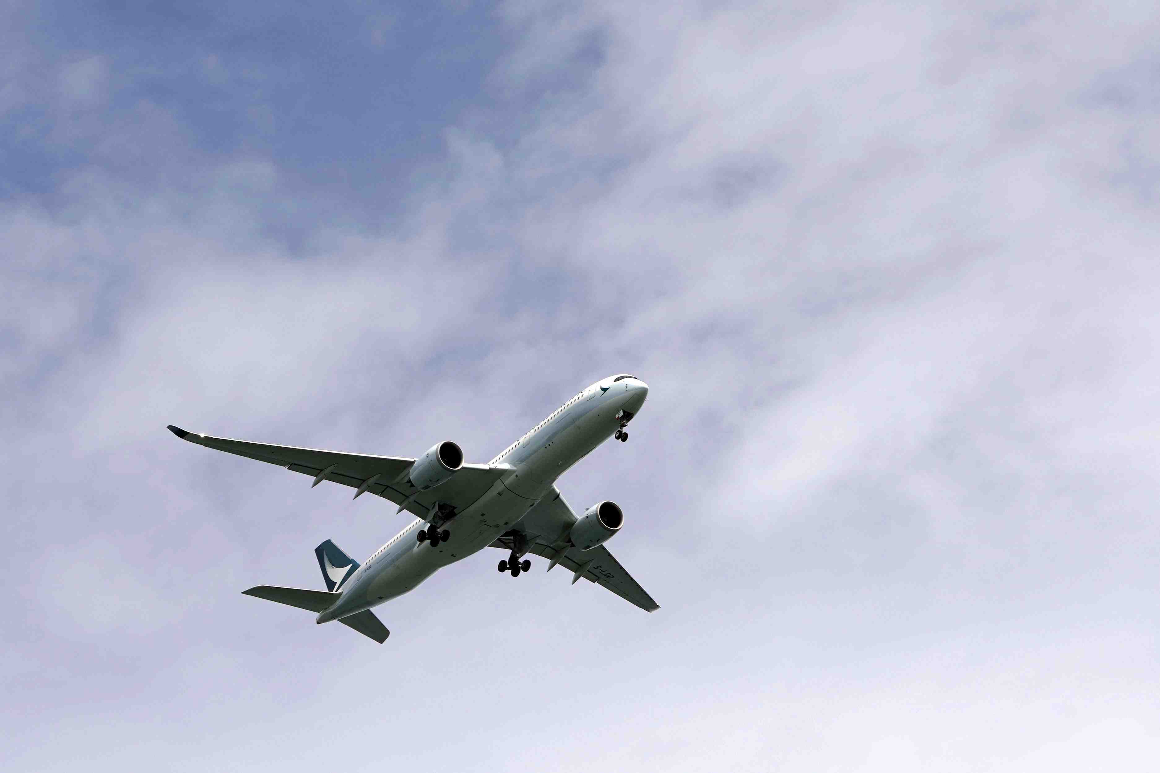 Cathay pacific achete 32 appareils a airbus