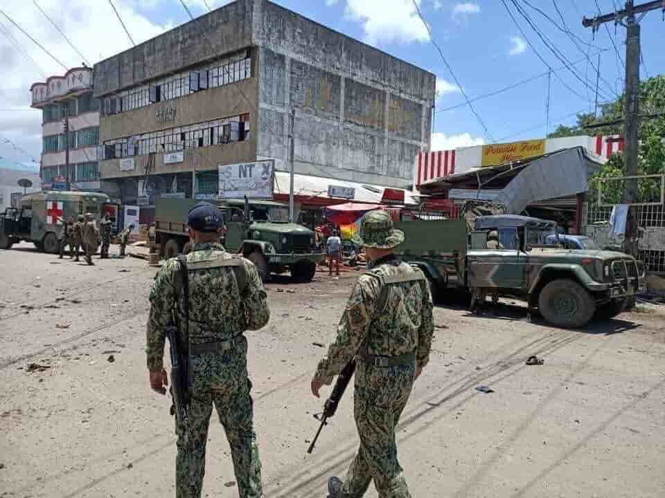 Philippines: une attaque a la bombe fait 9 morts et une dizaine de blesses