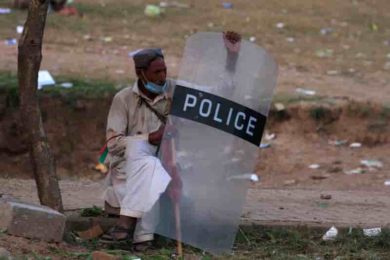 Heurts dans le quartier des ministères à Islamabad
