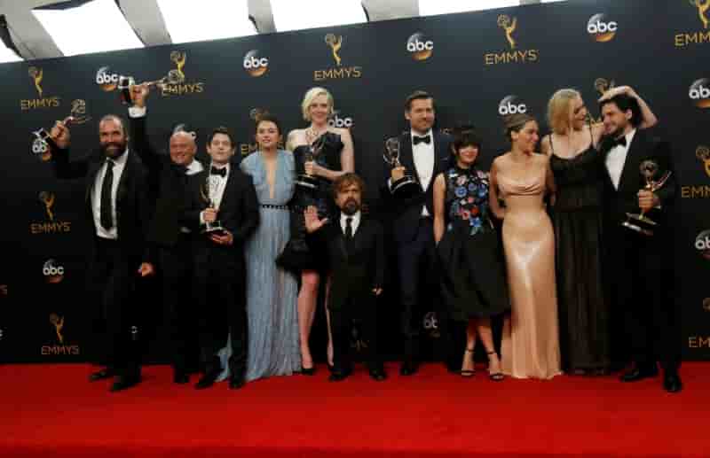 Hbo et "game of thrones" triomphent aux emmys
