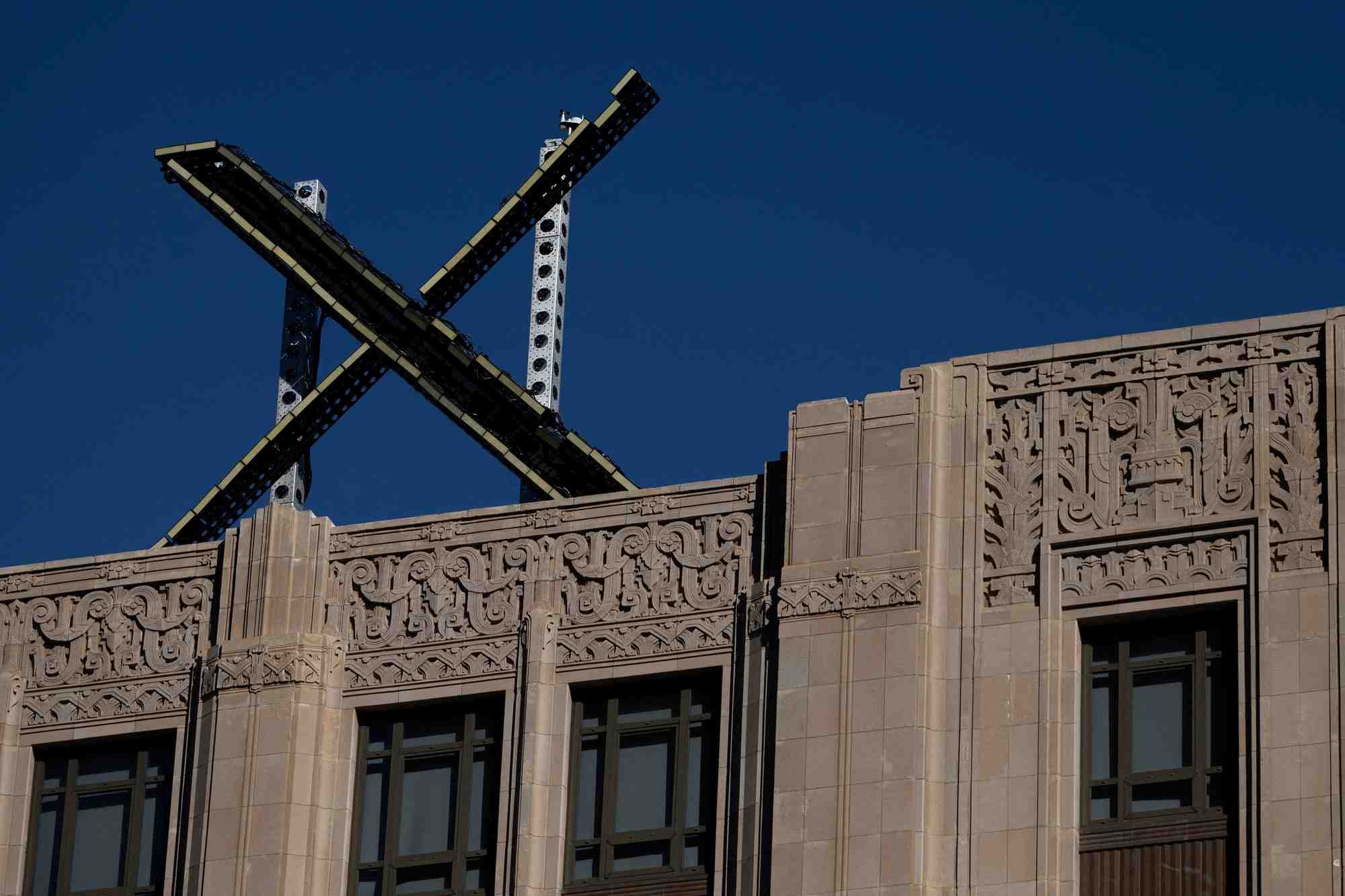 Photo d'archives du logo de x, anciennement connue sous le nom de twitter, a san francisco, aux etats-unis