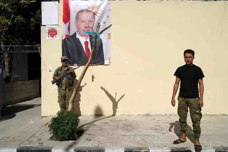 Des rebelles pro-turcs vises par l'armee syrienne, selon ankara