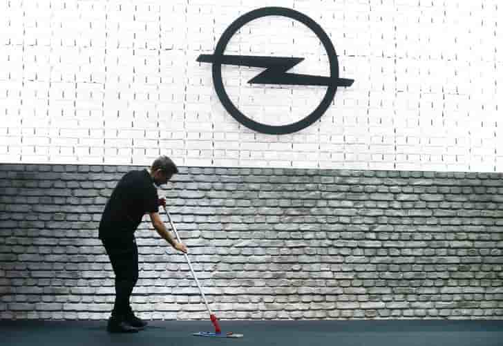 Opel propose des plans de departs volontaires en allemagne