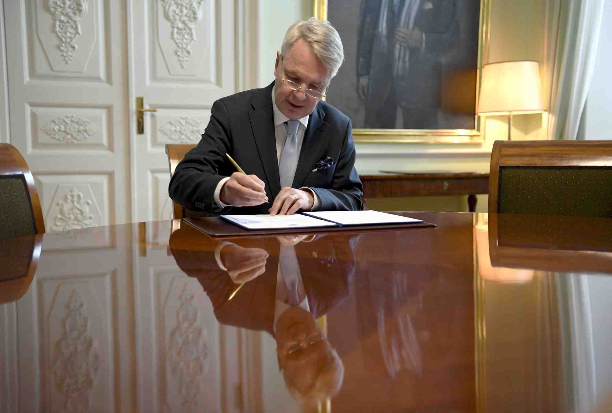 Des delegations suedoise et finlandaise mercredi a ankara, dit haavisto