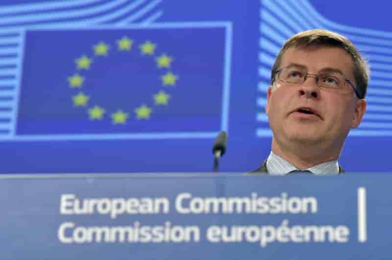 Les engagements francais sur les deficits rassurent bruxelles
