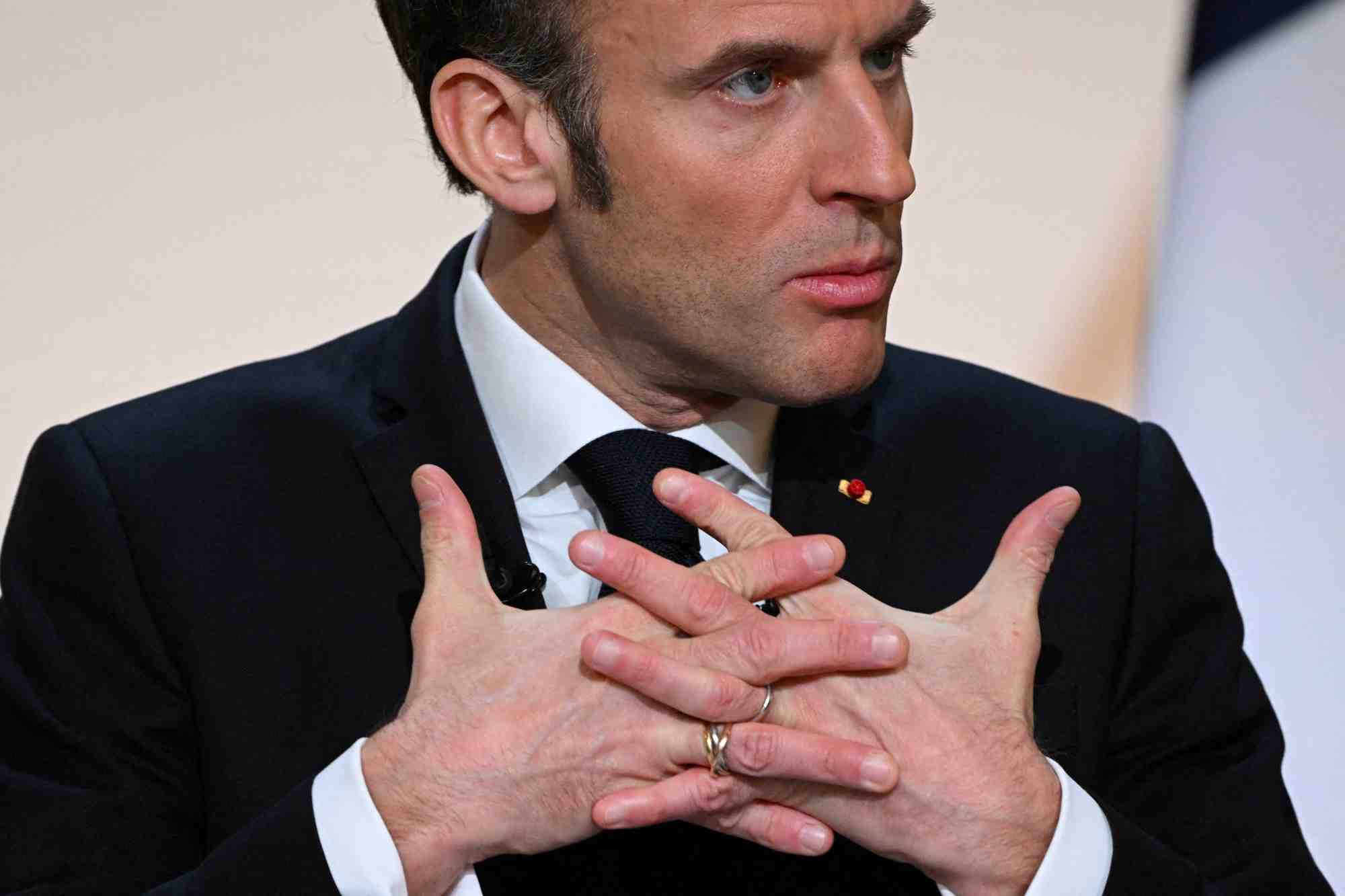 Emmanuel macron lors d'un discours, a l'elysee