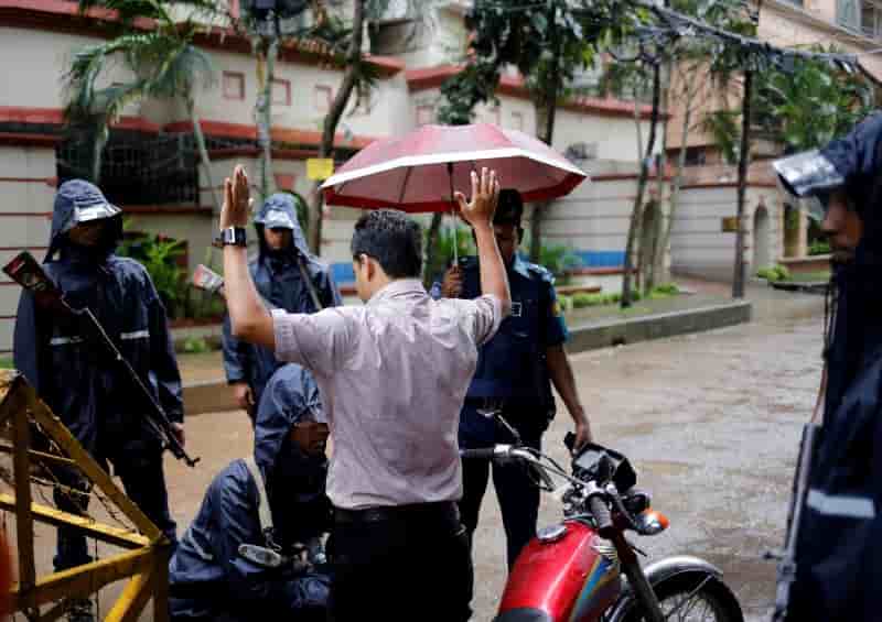 Les tireurs de dacca etaient bangladais, cinq connus de la police