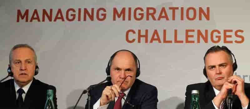 Reunion des pays d'europe centrale et orientale sur l'immigration